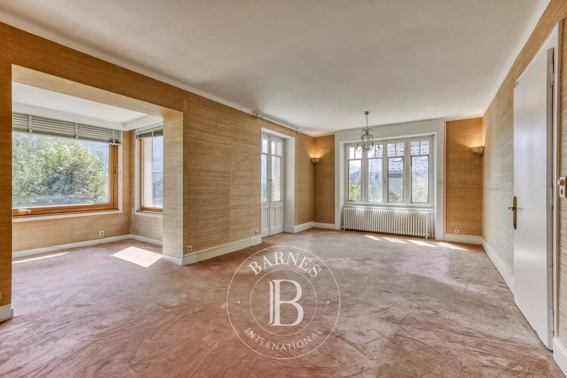 Chamonix-Mont-Blanc  - House 4 Bedrooms