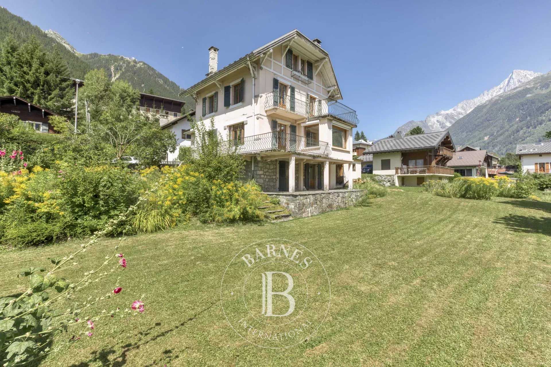 Chamonix-Mont-Blanc  - House 4 Bedrooms