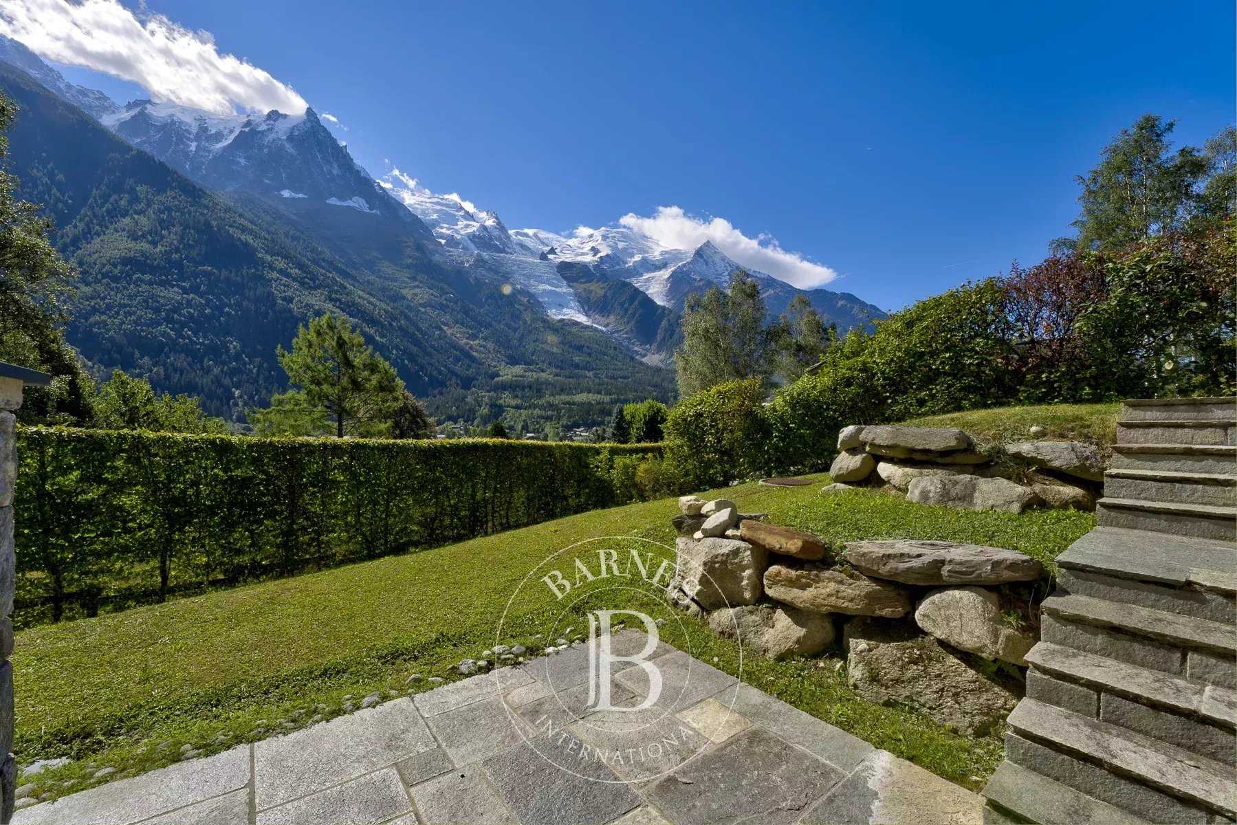 Chamonix-Mont-Blanc  - Chalet 8 Bedrooms