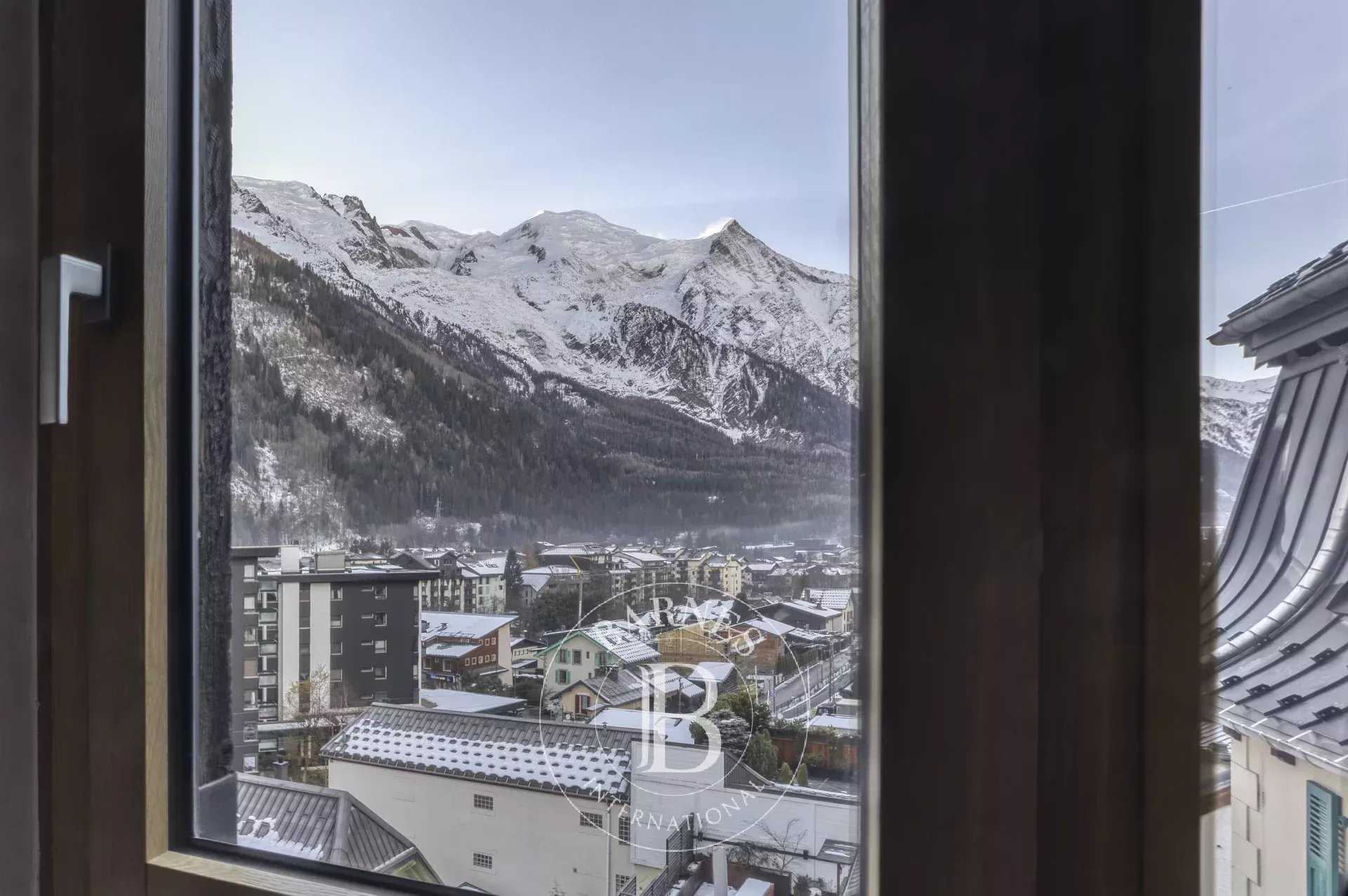 Chamonix-Mont-Blanc  - Appartement 6 Pi&egrave;ces 4 Chambres