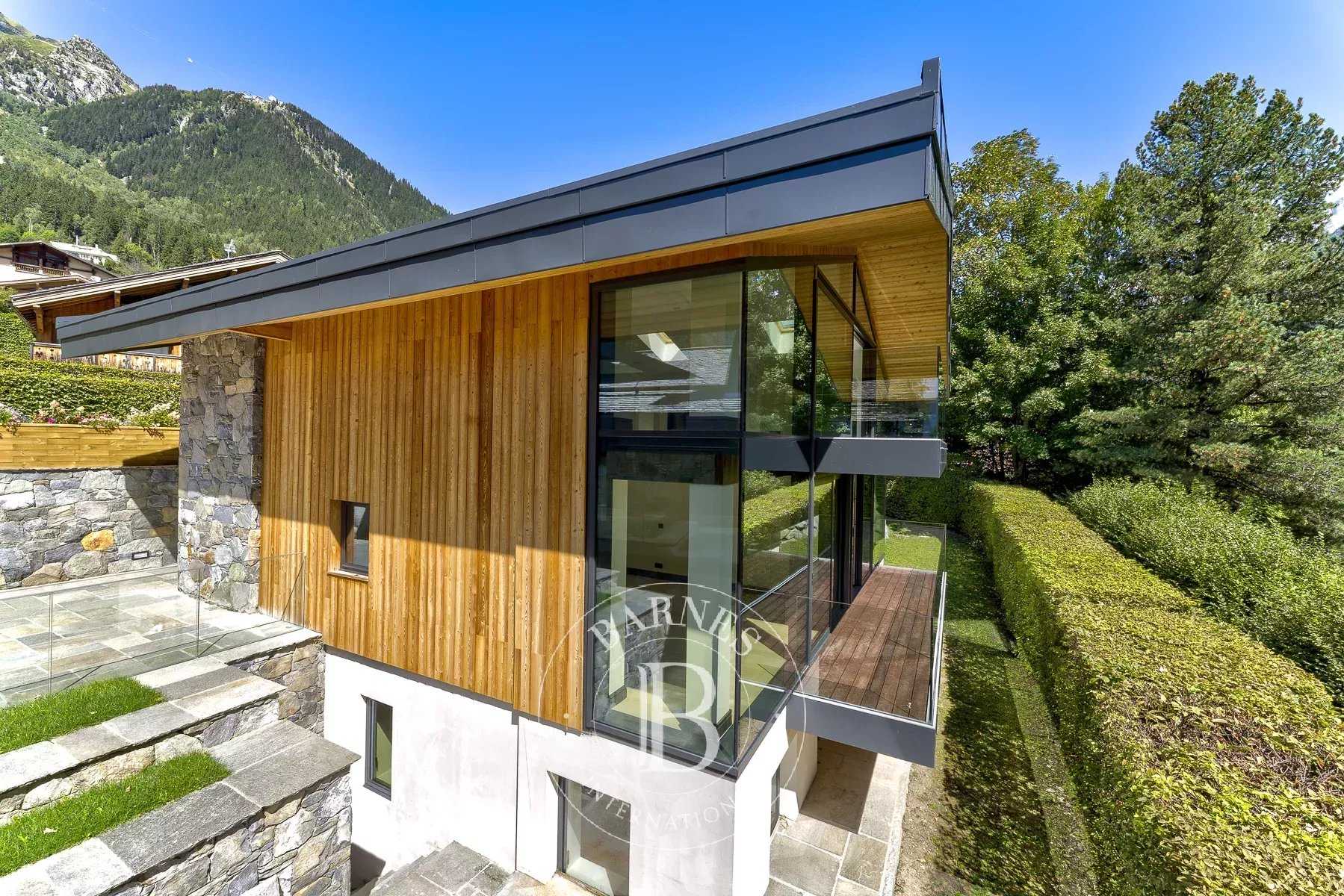 Chamonix-Mont-Blanc  - Chalet 8 Bedrooms