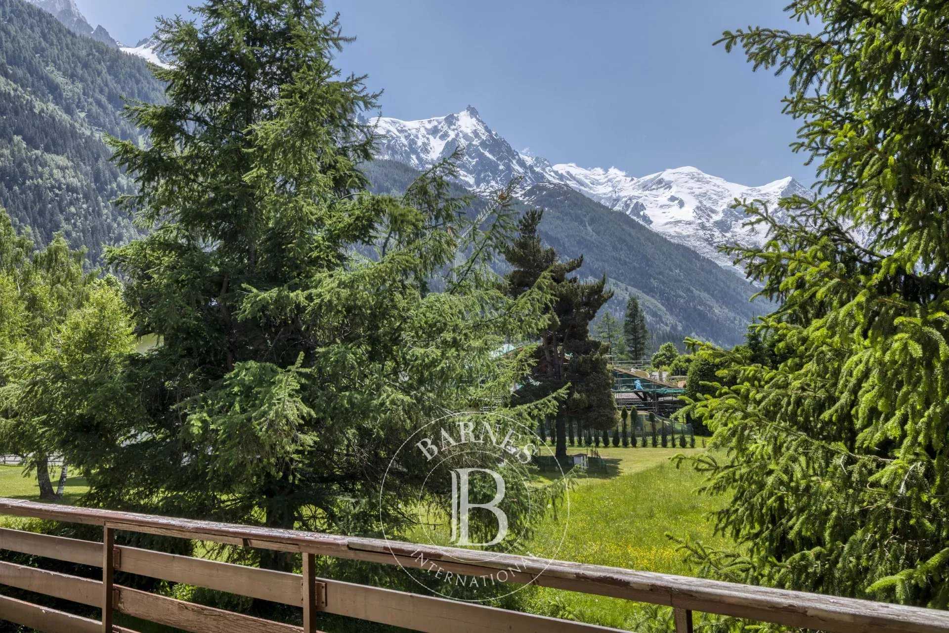 Chamonix-Mont-Blanc  - Chalet 9 Pi&egrave;ces 8 Chambres