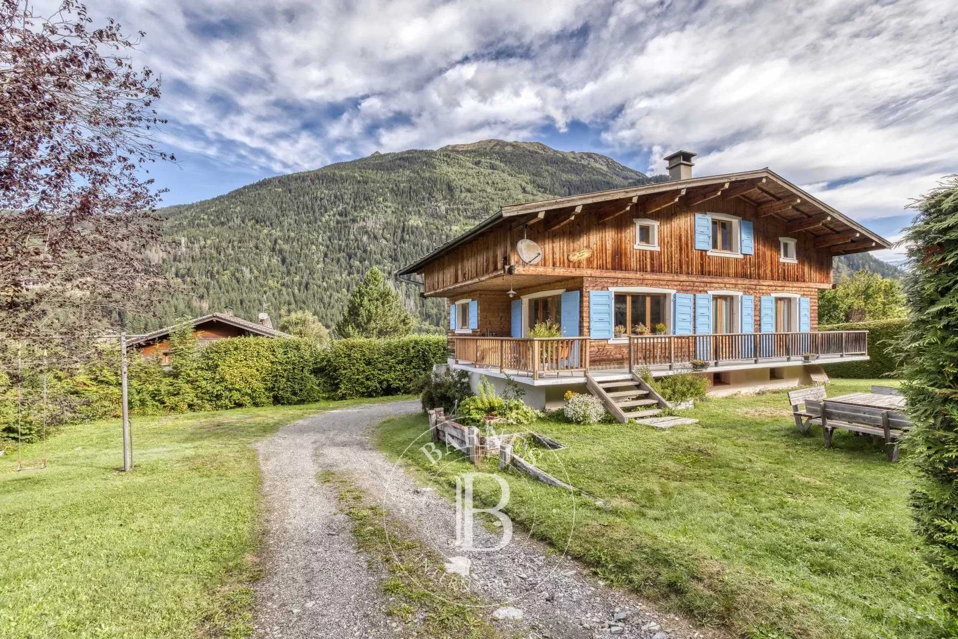 Chalet Les Houches  -  ref 83220299 (picture 1)