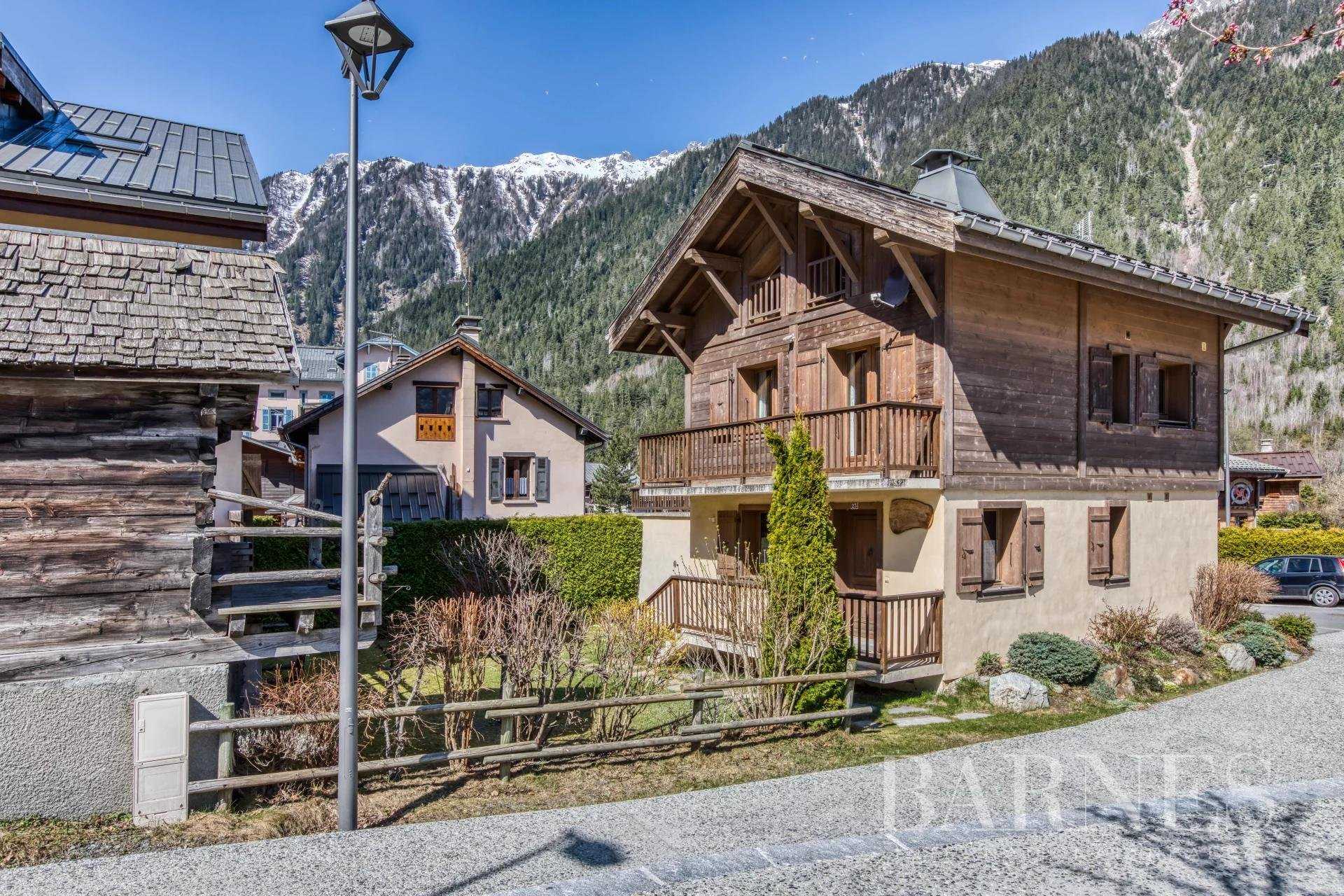 Maison de village Chamonix-Mont-Blanc  -  ref 6819777 (picture 2)