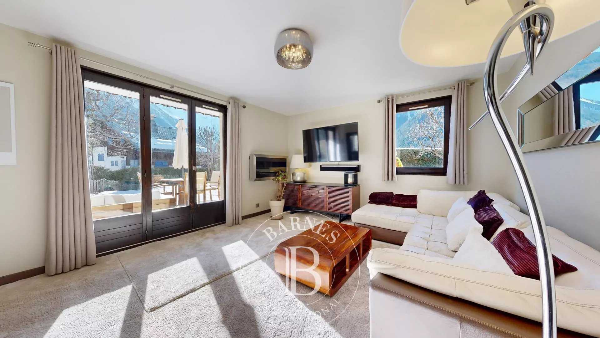 Appartement Chamonix-Mont-Blanc  -  ref 84289909 (picture 2)