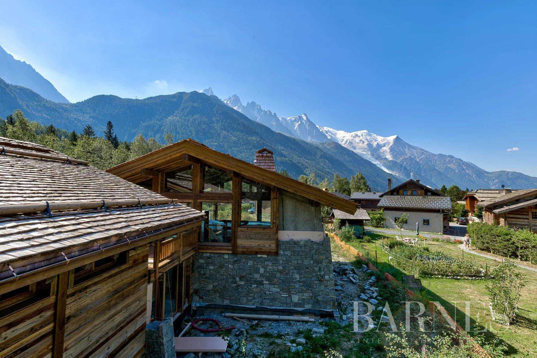 Chalet Chamonix-Mont-Blanc  -  ref 7304450 (picture 1)