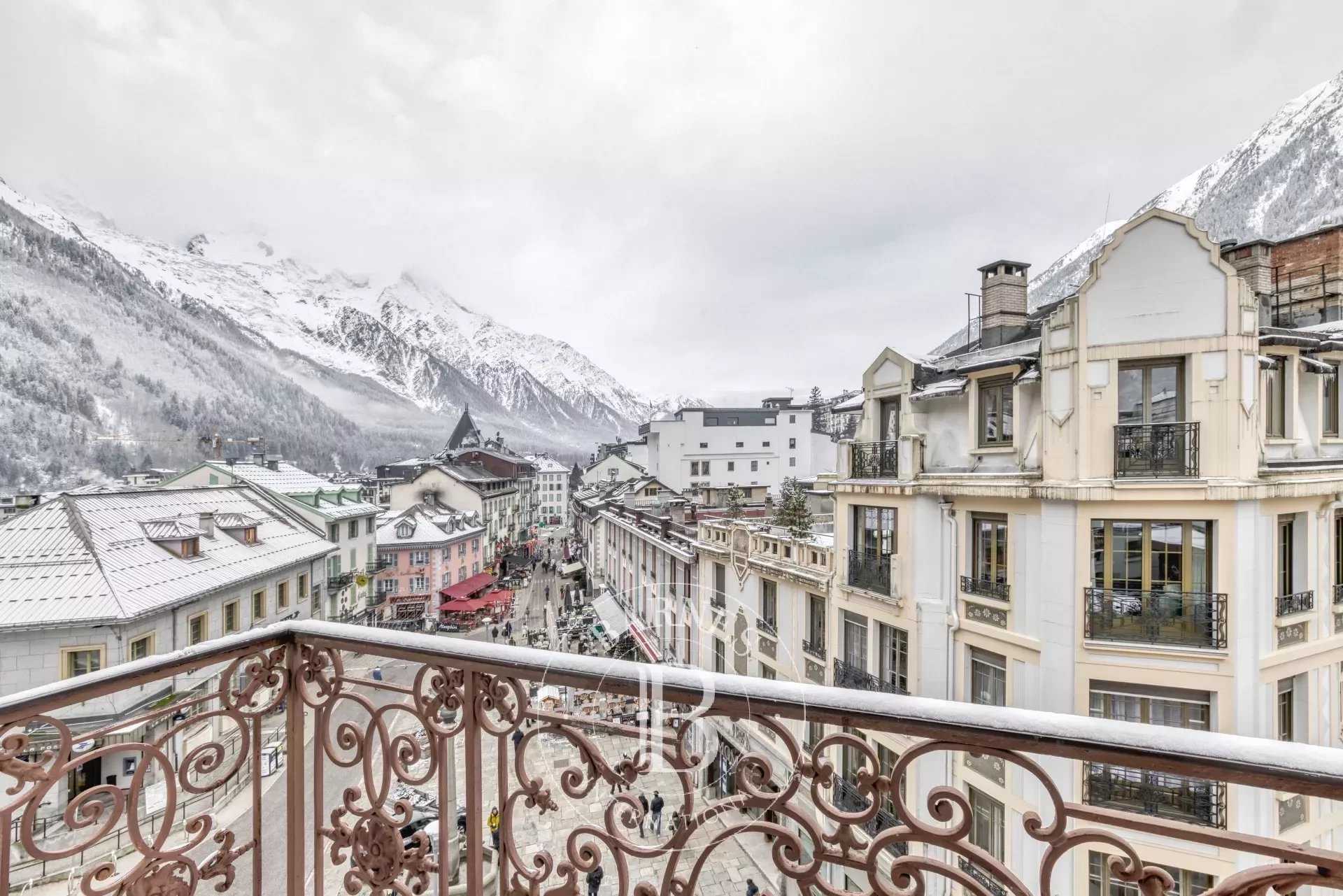 Appartement Chamonix-Mont-Blanc  -  ref 4806234 (picture 2)