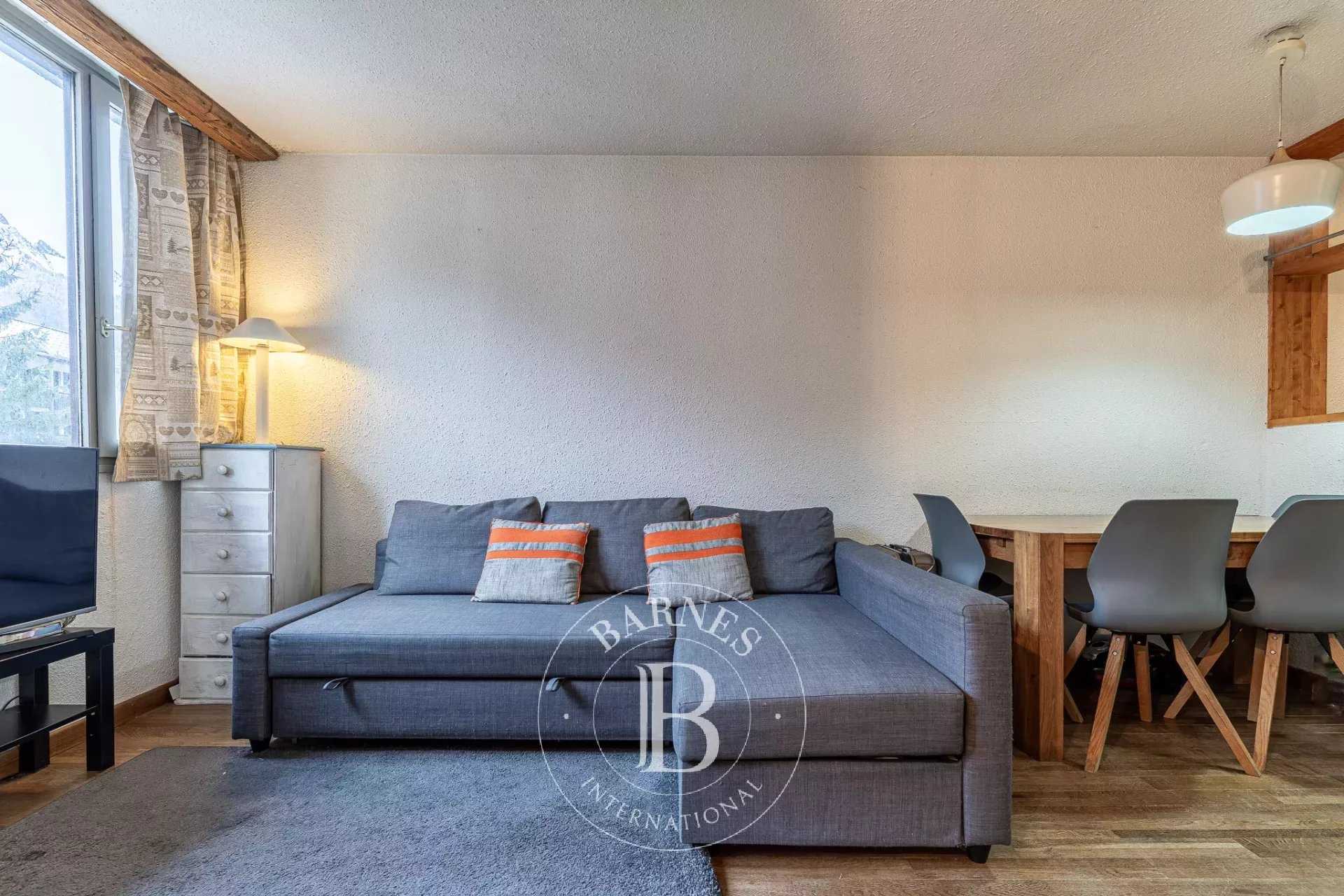 Apartment Chamonix-Mont-Blanc  -  ref 84015799 (picture 3)