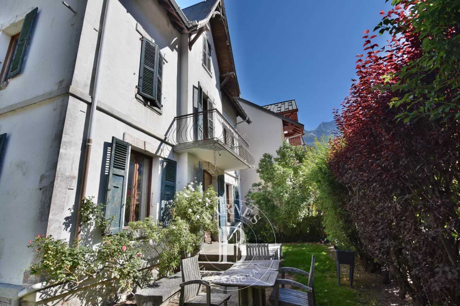 Casa Chamonix-Mont-Blanc  -  ref 83494761 (picture 1)