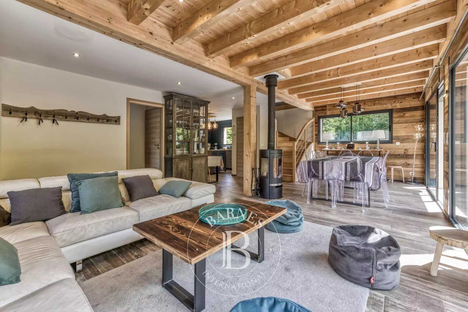 Chalet Les Houches  -  ref 84935443 (picture 1)