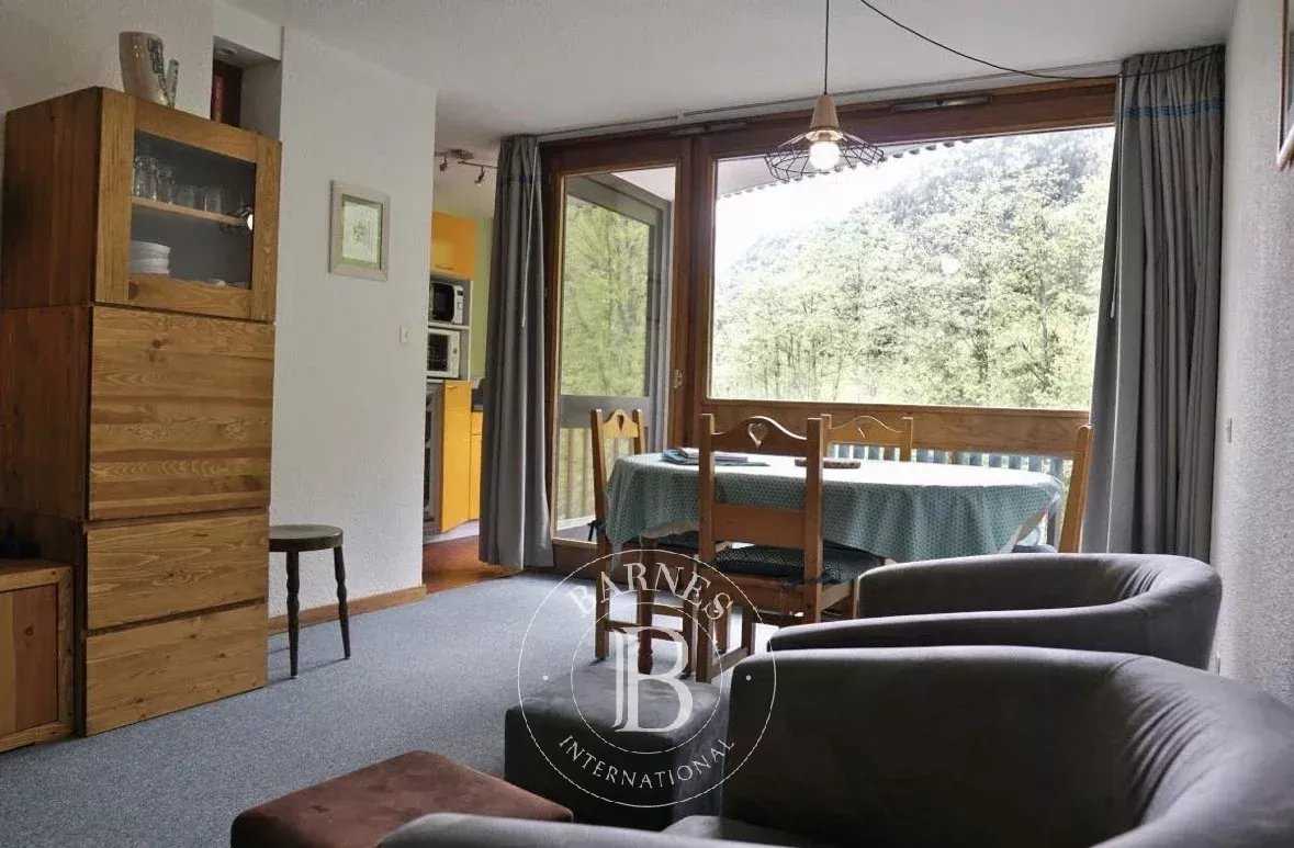 Appartement Chamonix-Mont-Blanc  -  ref 85978994 (picture 2)