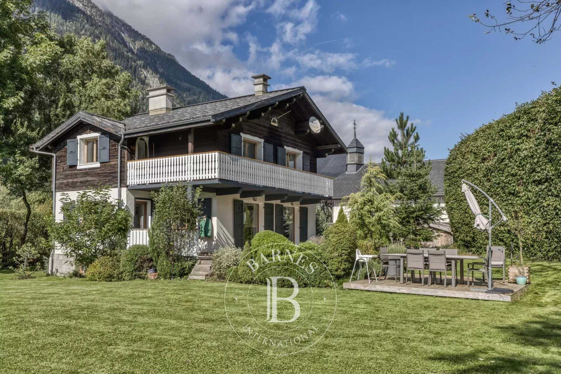 Chalet Chamonix-Mont-Blanc  -  ref 85418988 (picture 1)