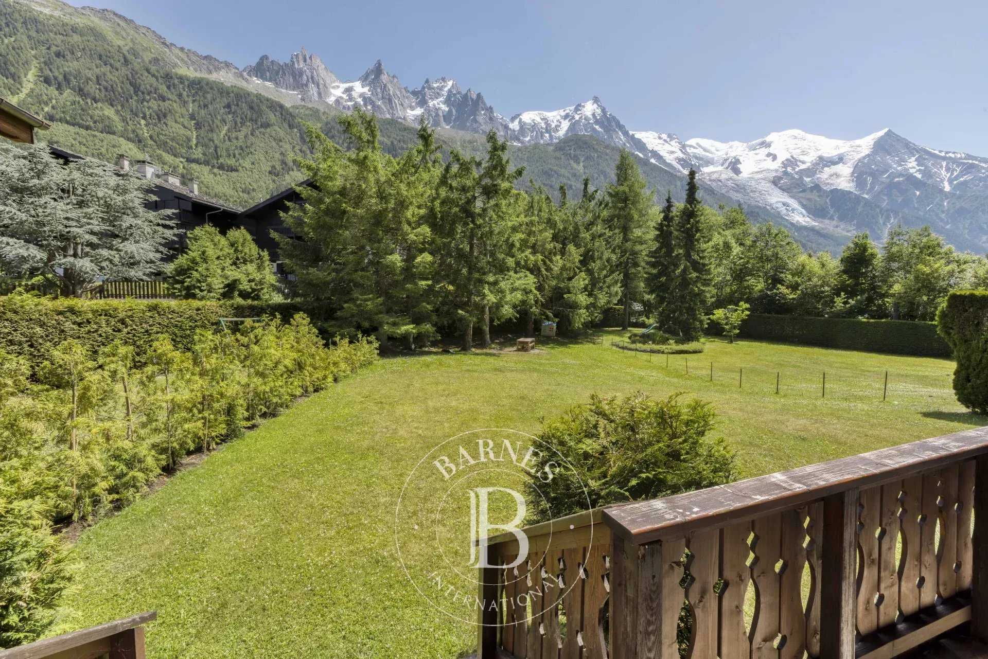 Chalet Chamonix-Mont-Blanc  -  ref 5556898 (picture 2)