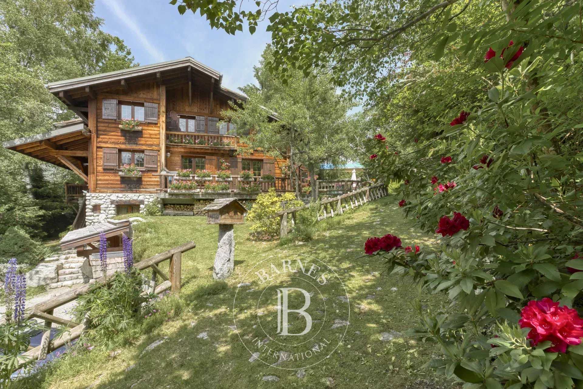 Chalet Chamonix-Mont-Blanc  -  ref 85949786 (picture 1)