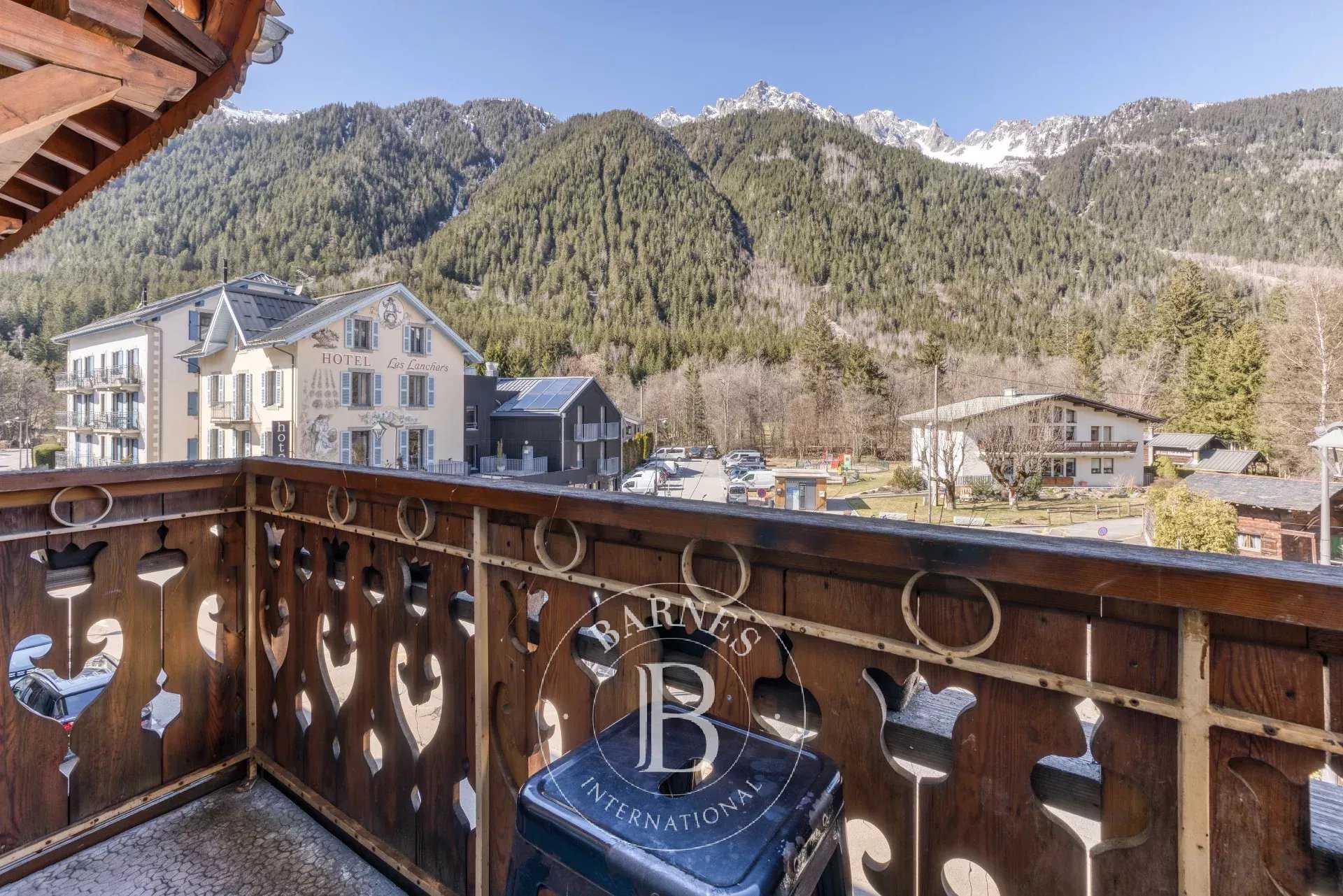 Appartement Chamonix-Mont-Blanc  -  ref 85663410 (picture 2)