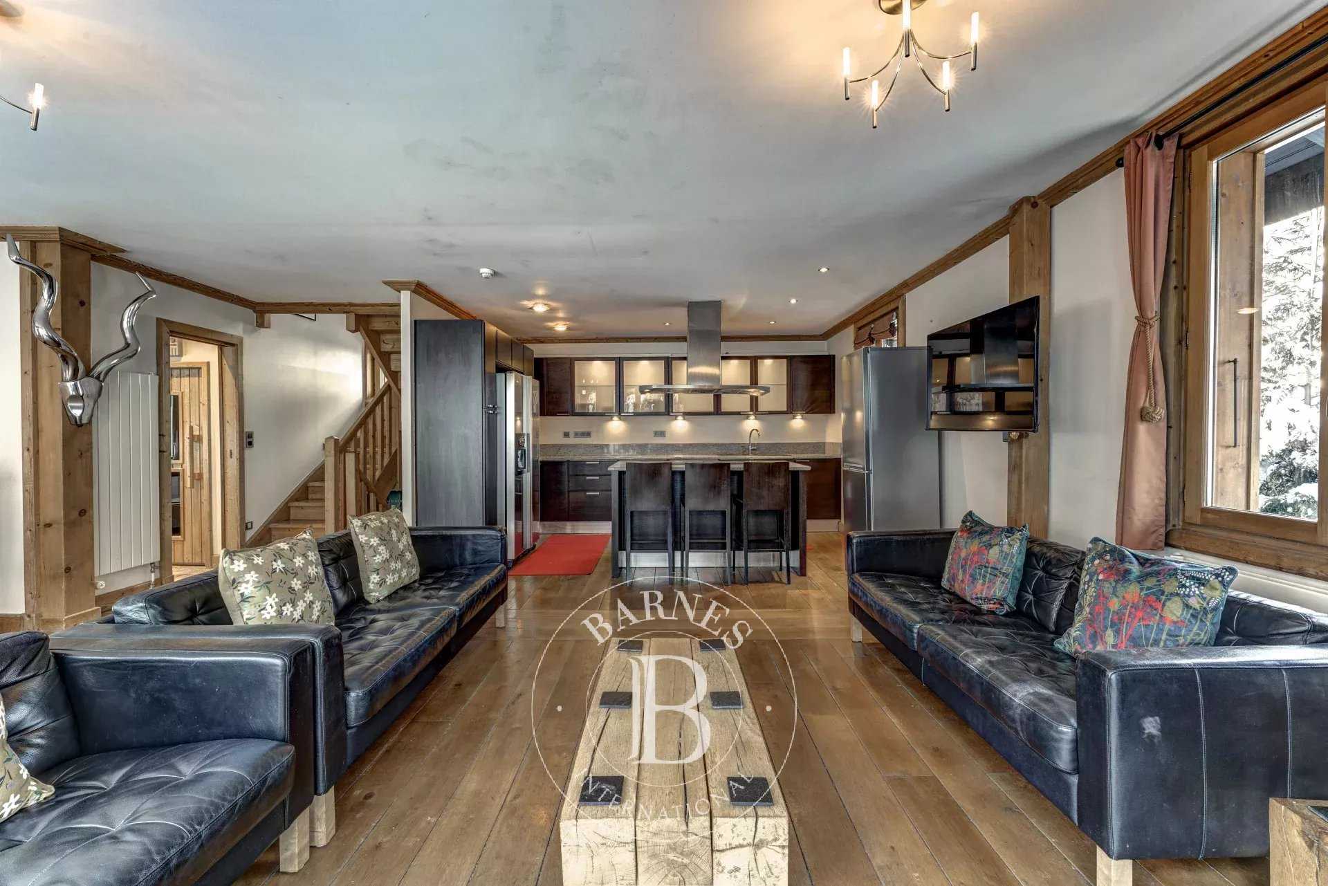 Chalet Les Houches  -  ref 84052488 (picture 2)