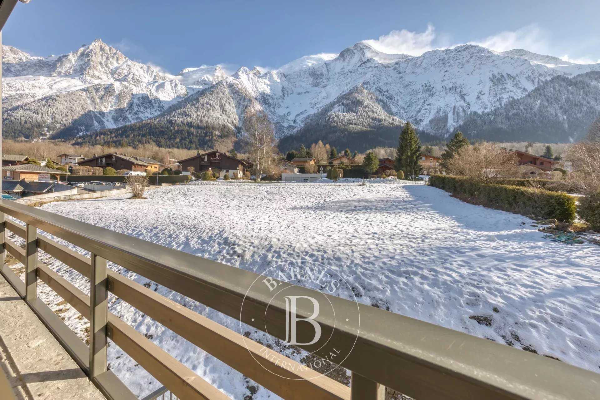 Appartement Les Houches  -  ref 85637449 (picture 1)