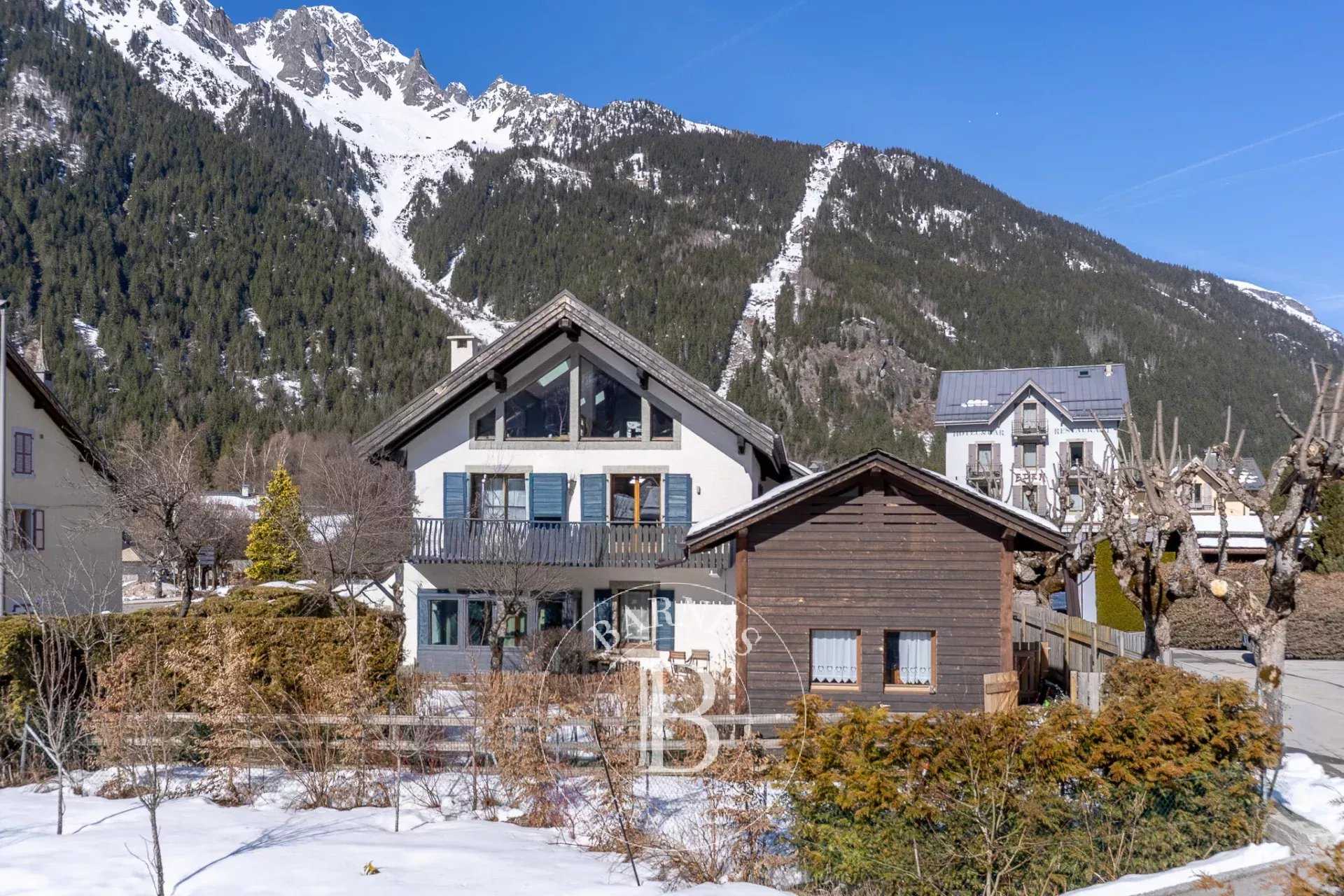 Maison de village Chamonix-Mont-Blanc  -  ref 86176358 (picture 1)