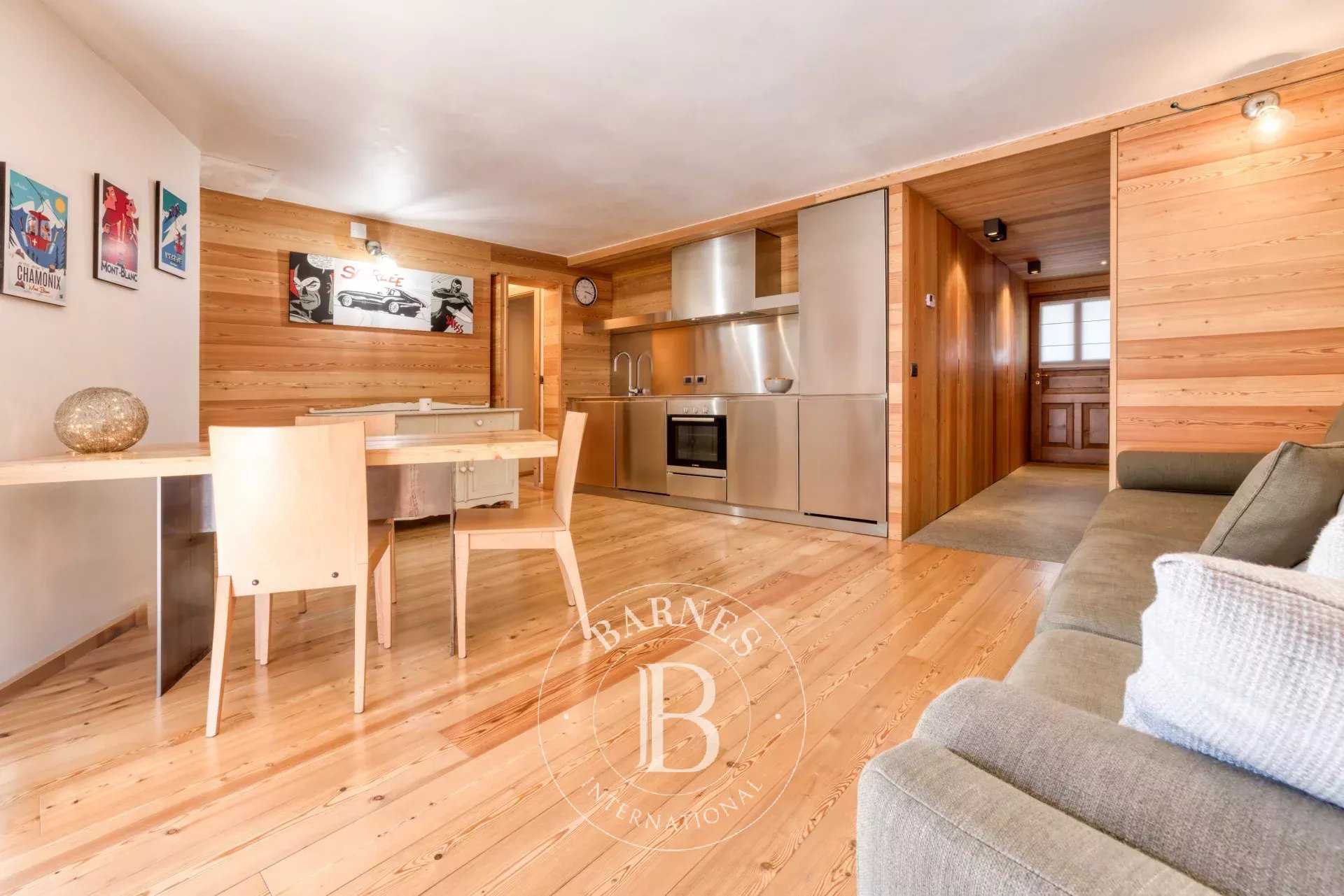 Apartment Chamonix-Mont-Blanc  -  ref 85834979 (picture 1)