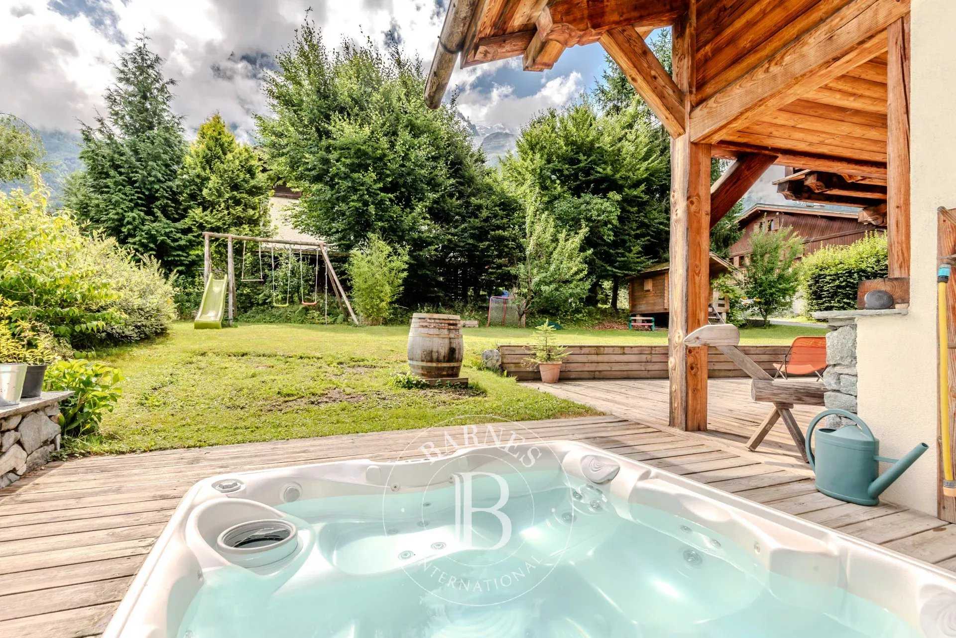 Chalet Chamonix-Mont-Blanc  -  ref 86361571 (picture 1)