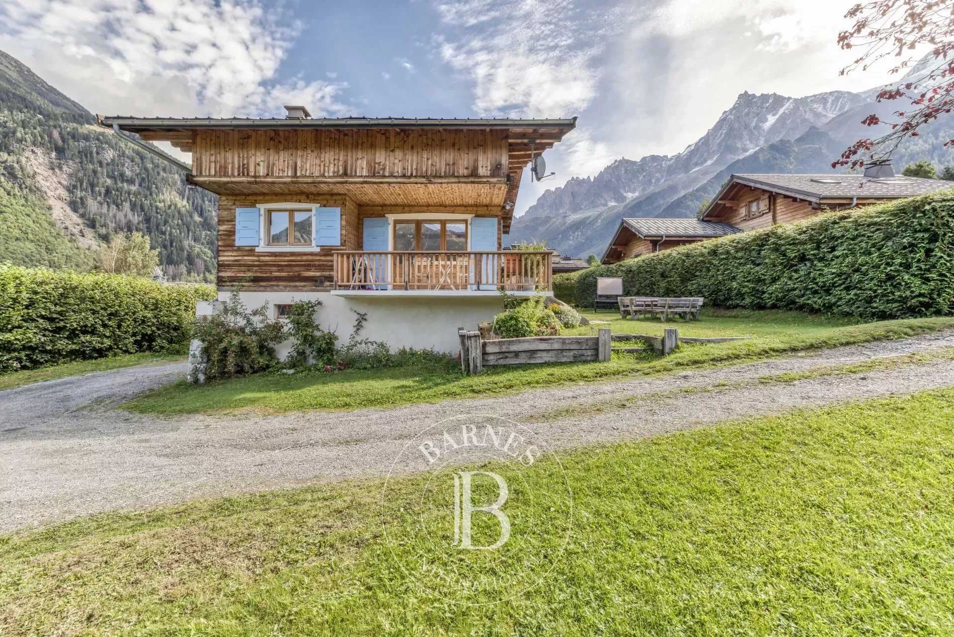 Chalet Les Houches  -  ref 83220299 (picture 2)