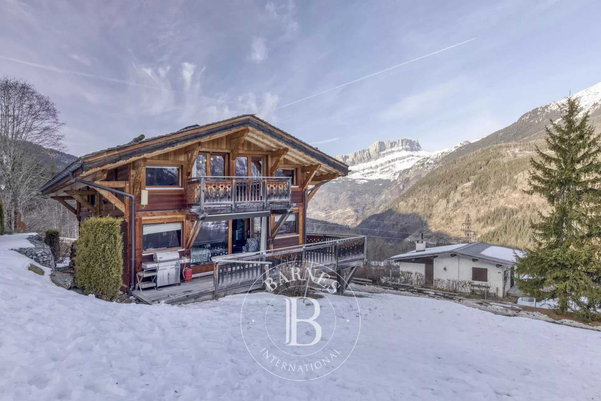 Chalet Les Houches  -  ref 85784276 (picture 2)
