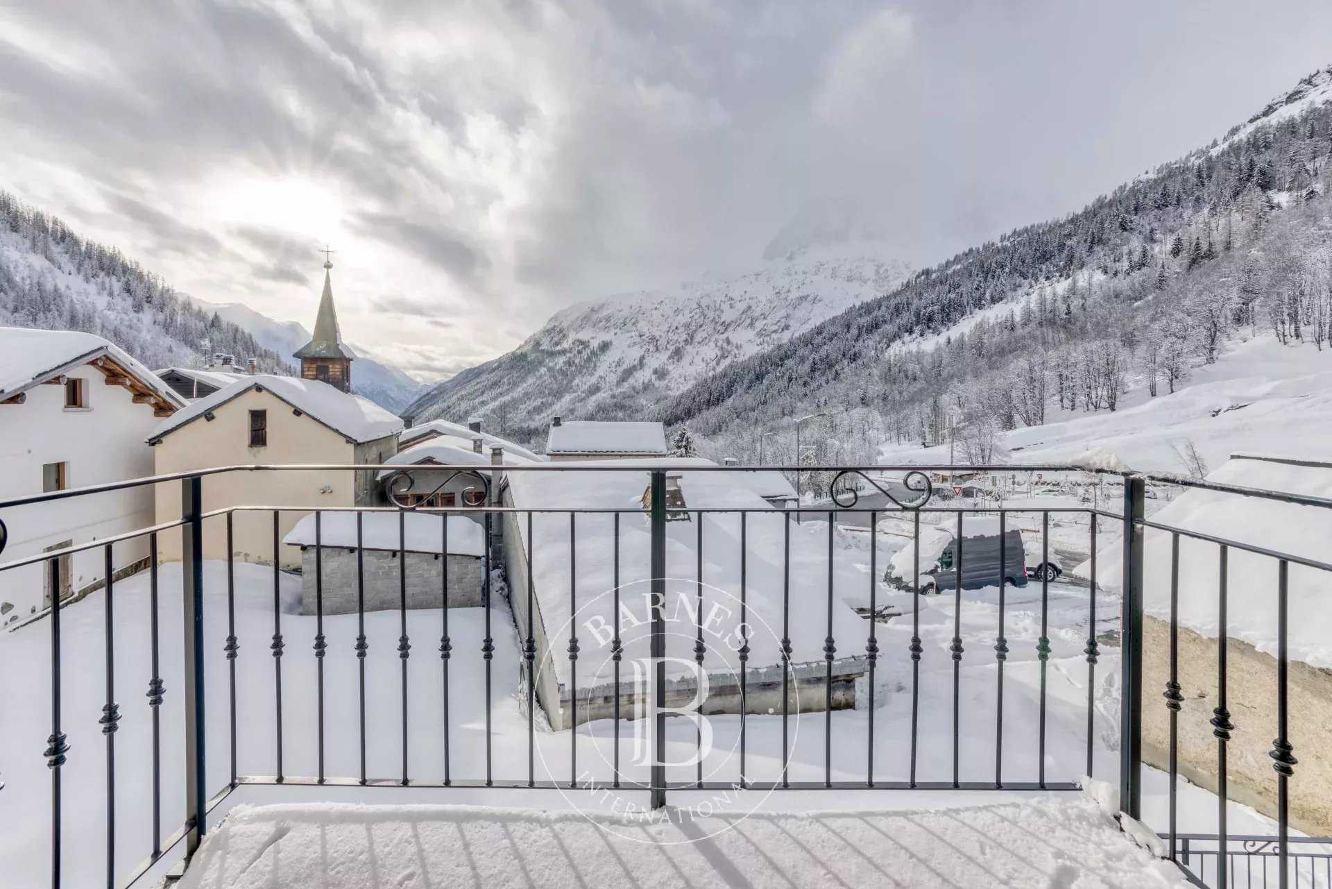 Appartement Argentière  -  ref 85564703 (picture 1)