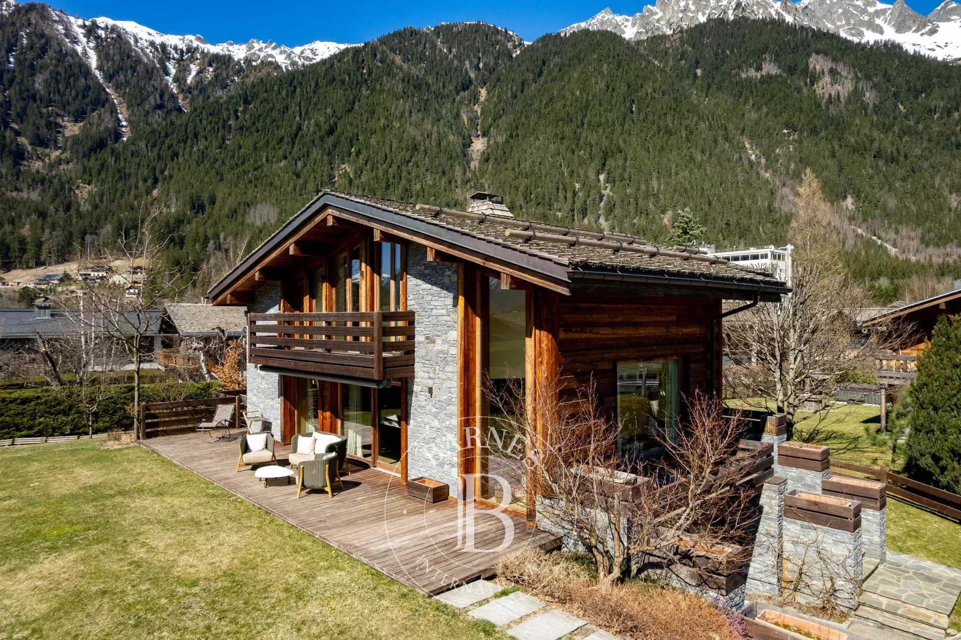 Chalet Chamonix-Mont-Blanc  -  ref 85855992 (picture 1)
