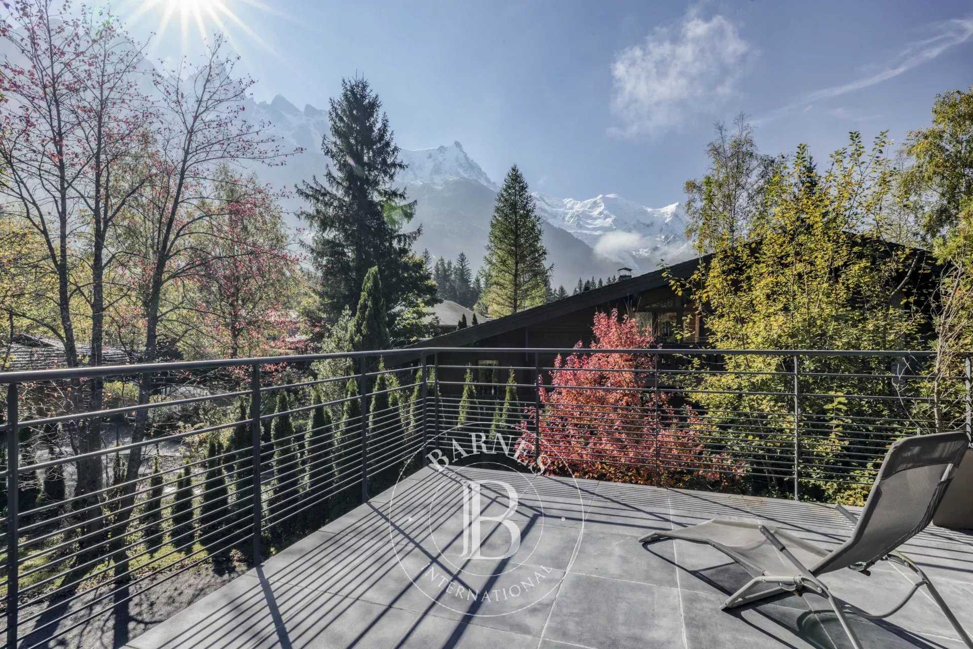 Chalet Chamonix-Mont-Blanc  -  ref 86274046 (picture 1)