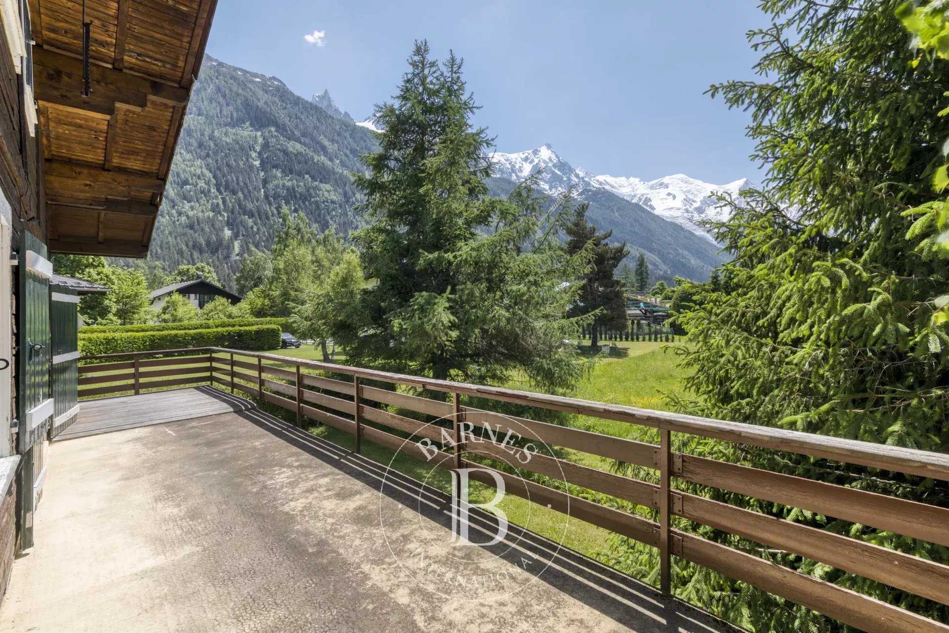 Chalet Chamonix-Mont-Blanc  -  ref 86383278 (picture 1)