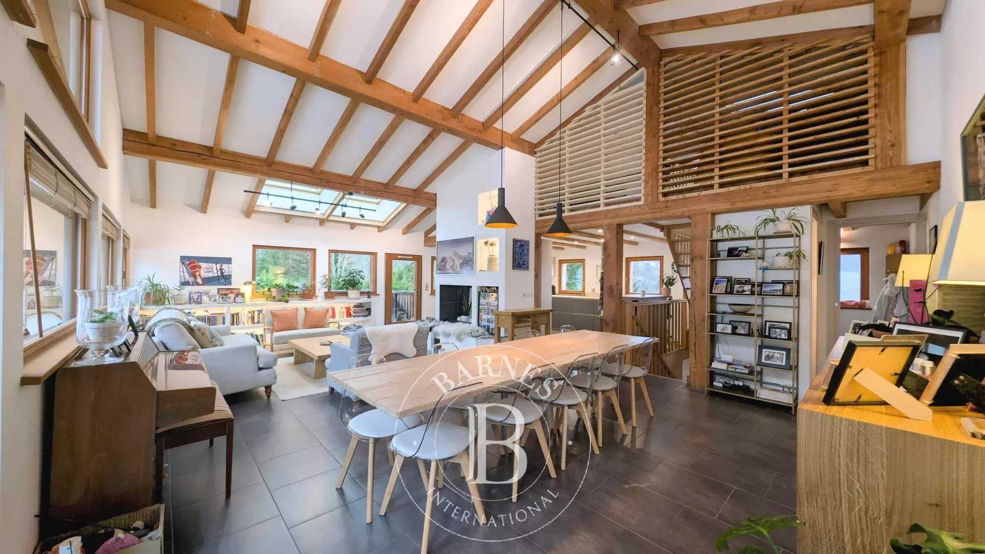 Chalet Les Houches  -  ref 85756819 (picture 1)