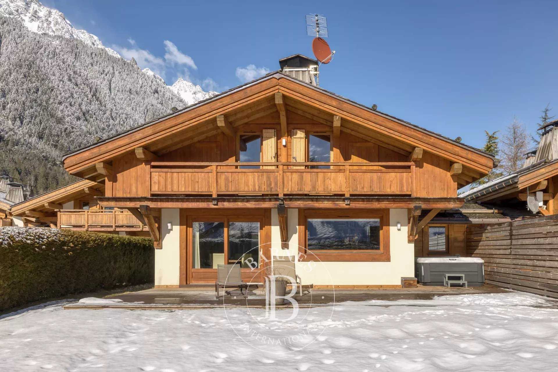 Chalet Chamonix-Mont-Blanc  -  ref 85611980 (picture 1)