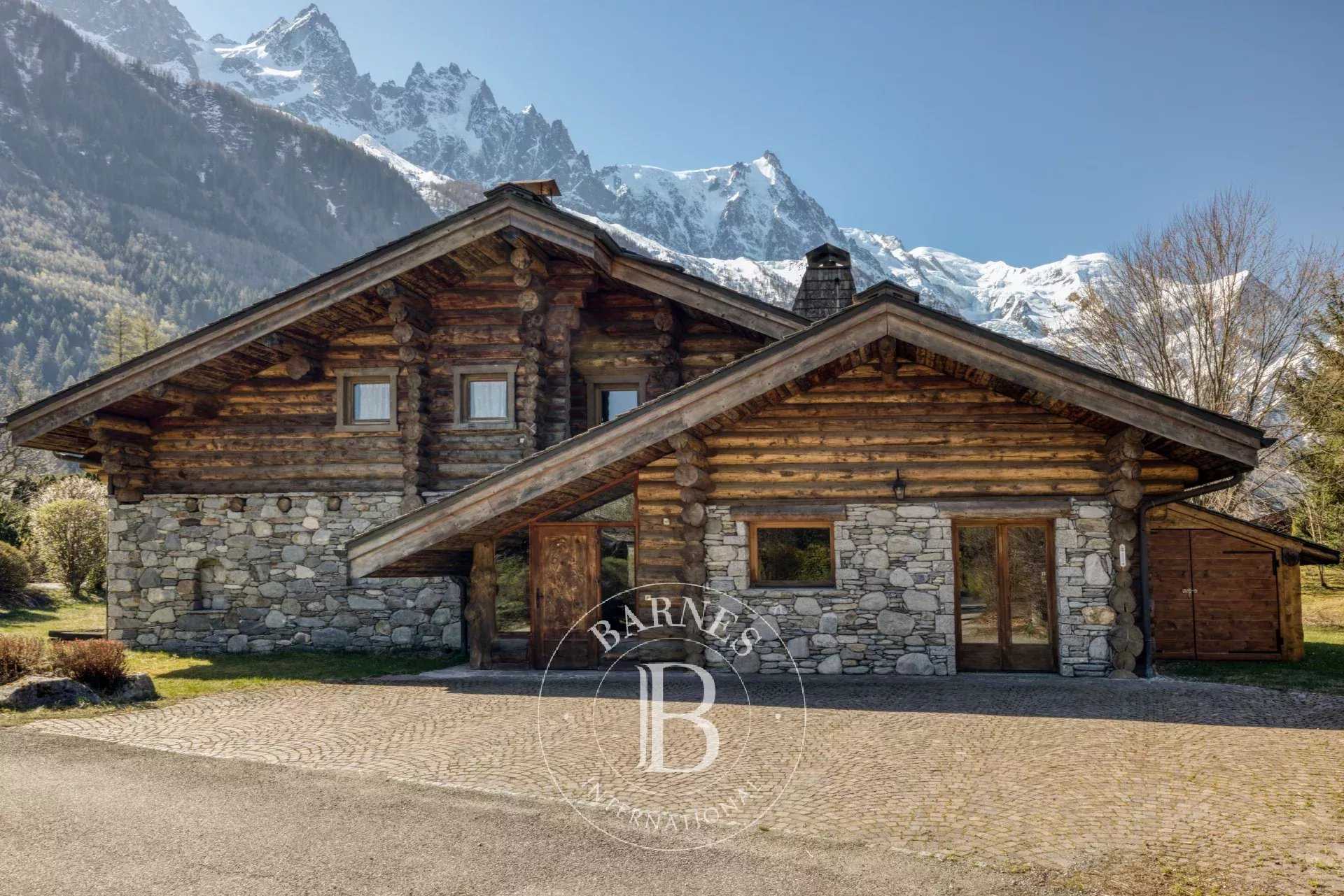 Chalet Chamonix-Mont-Blanc  -  ref 6991551 (picture 1)
