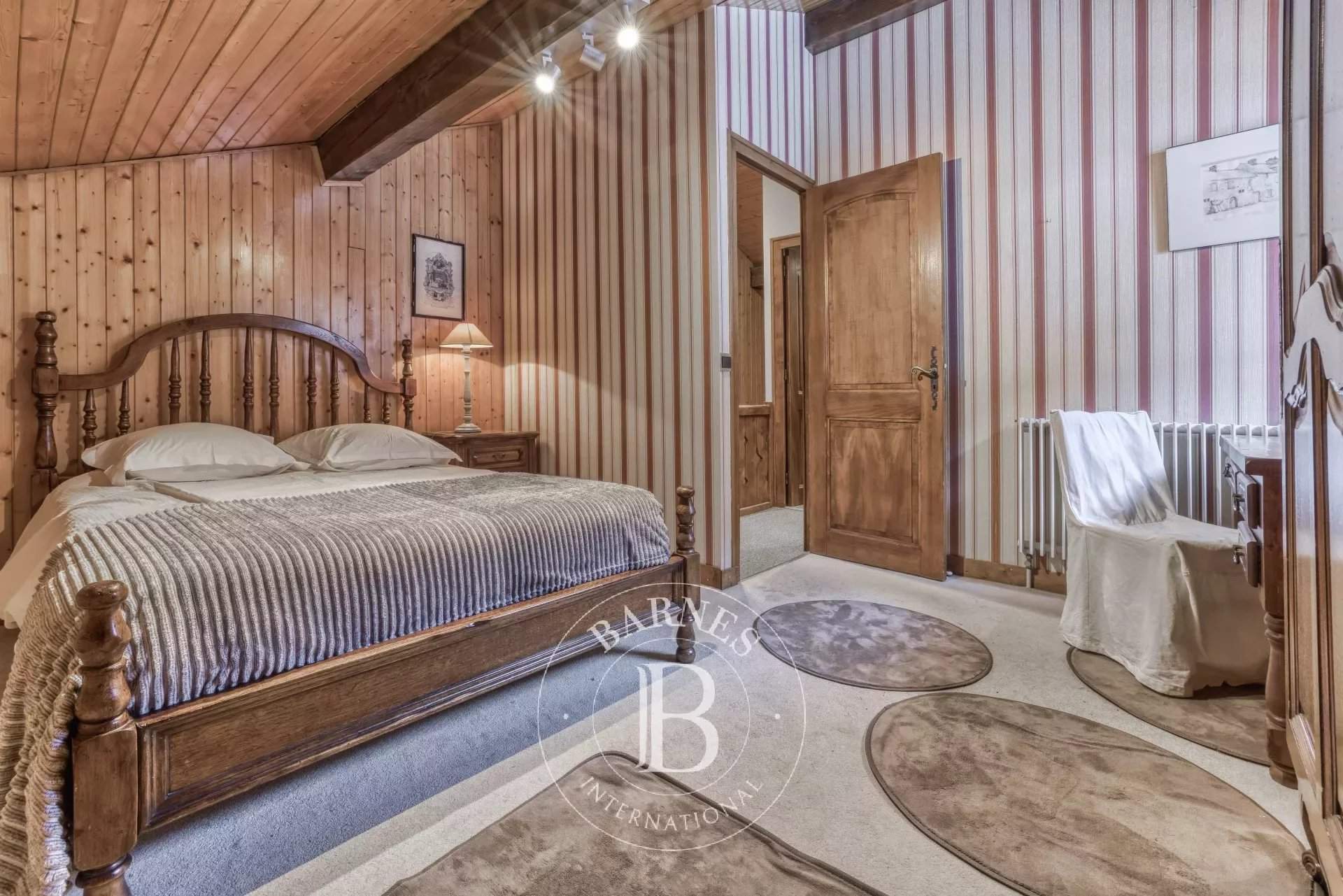 Chamonix-Mont-Blanc  - Chalet 4 Bedrooms - picture 18