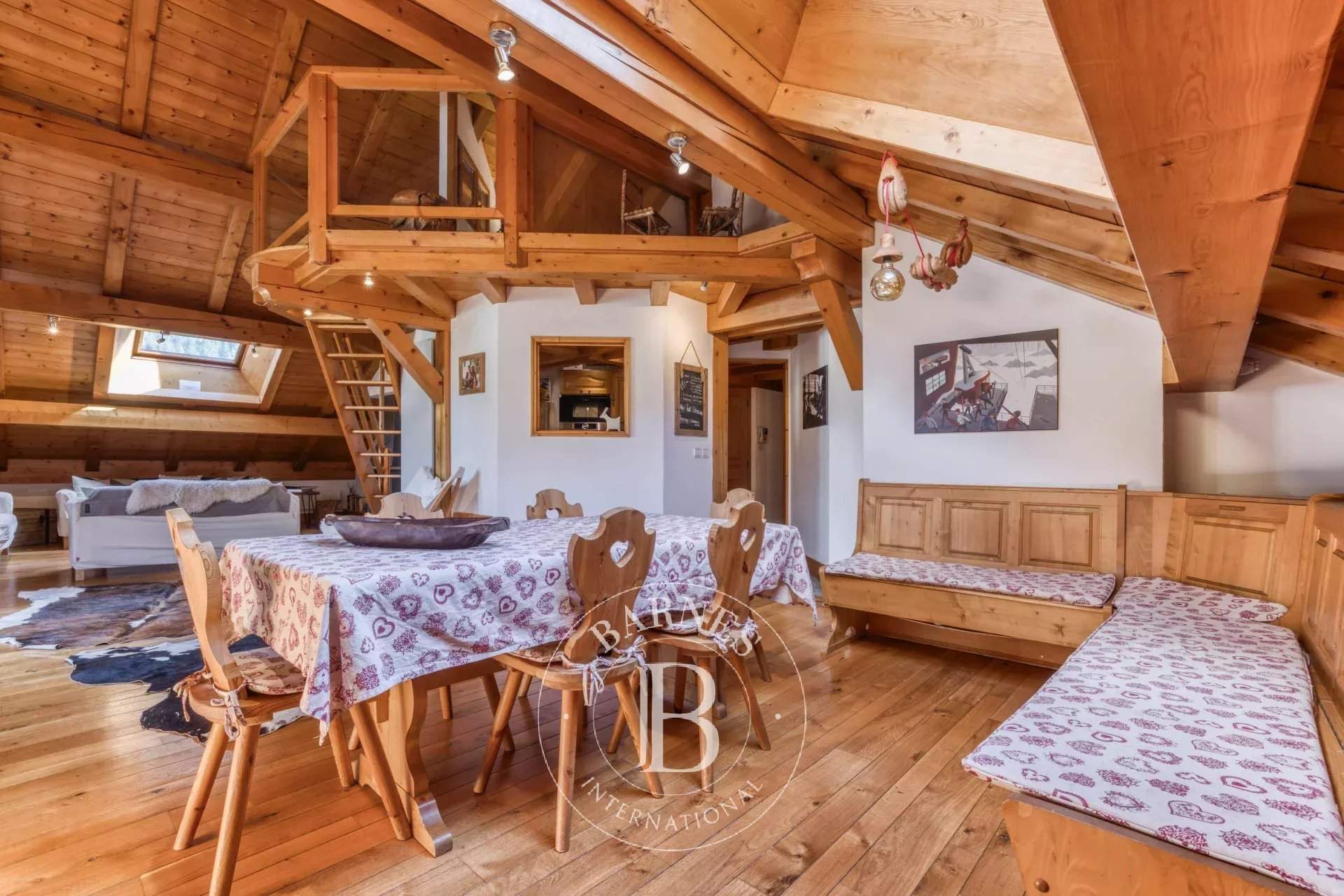 Chamonix-Mont-Blanc  - Apartment 3 Bedrooms - picture 2