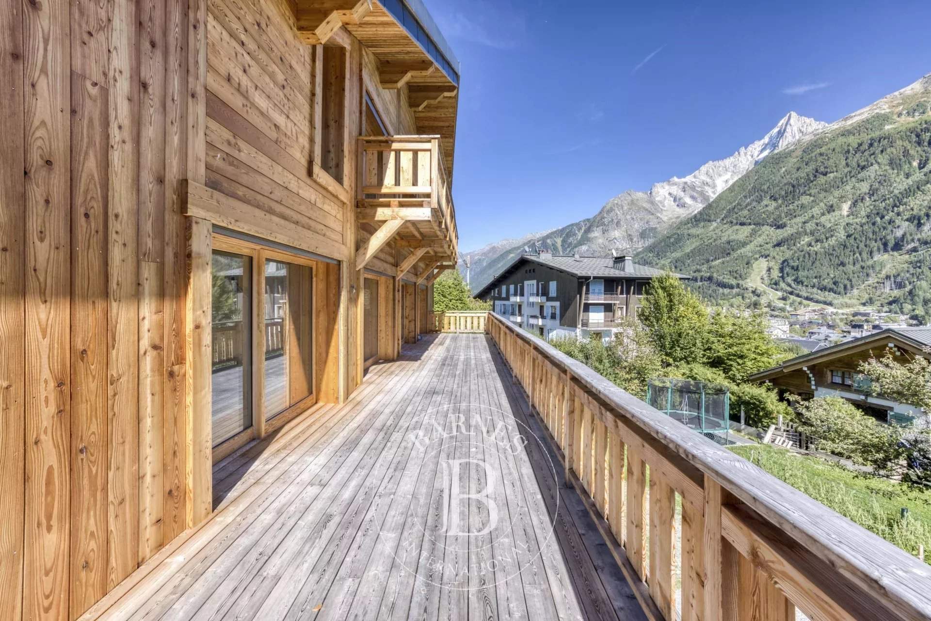 Chamonix-Mont-Blanc  - Chalet 8 Pi&egrave;ces 5 Chambres - picture 3