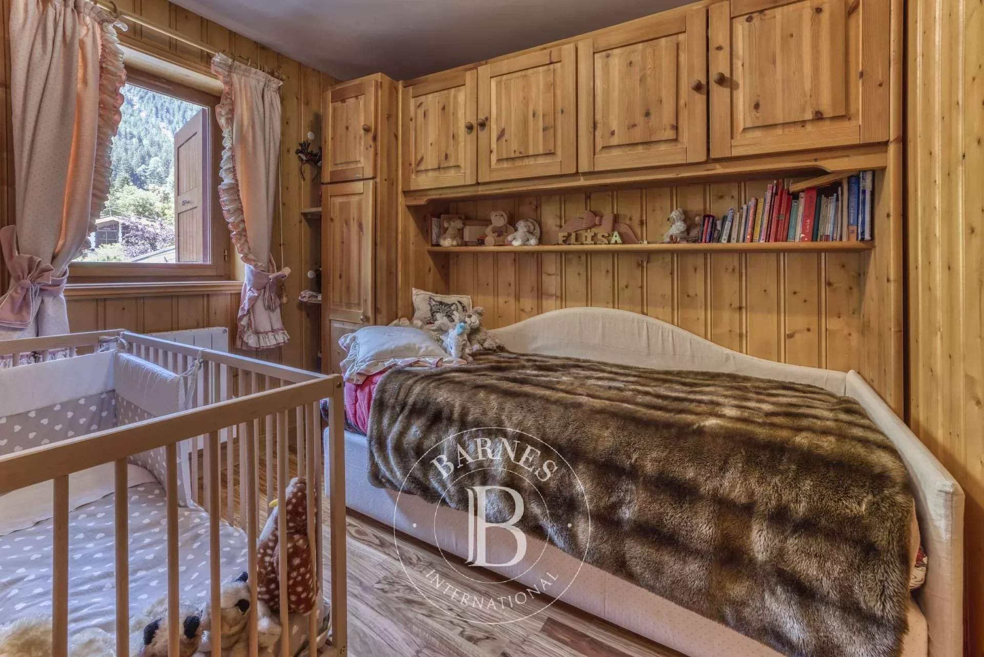 Chamonix-Mont-Blanc  - Chalet 5 Bedrooms - picture 19