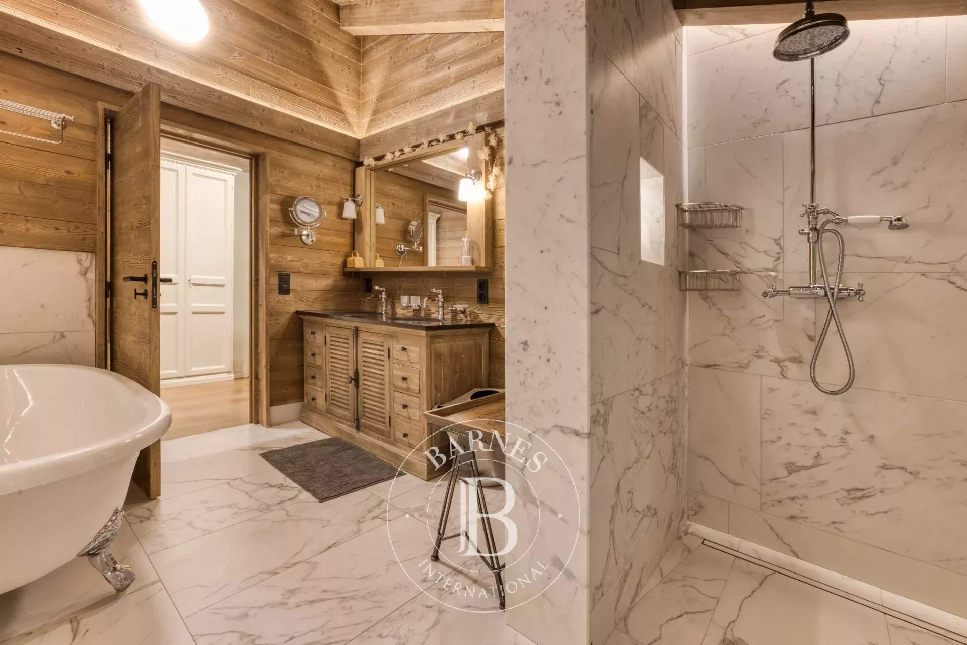 Chamonix-Mont-Blanc  - Chalet 7 Bedrooms - picture 19