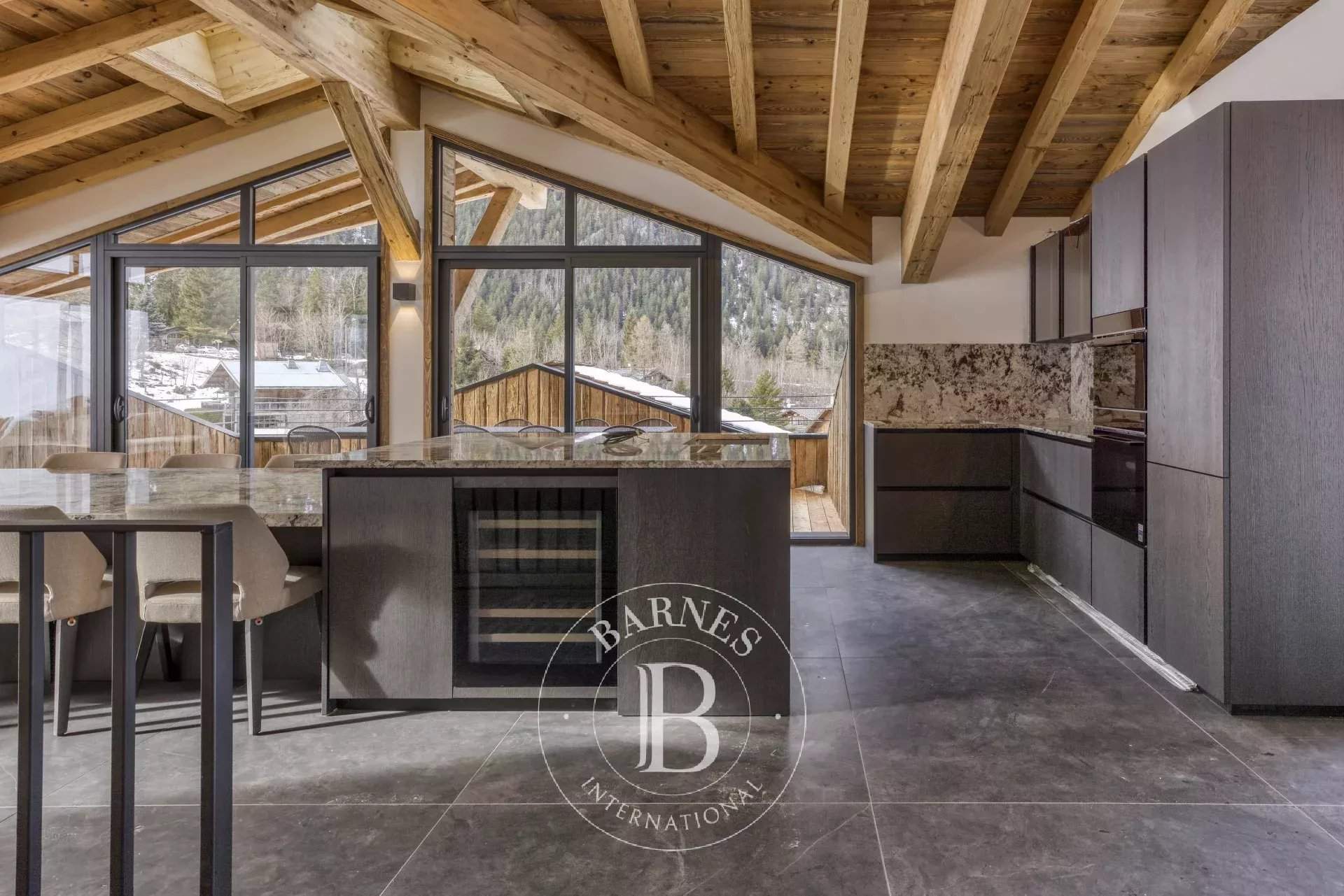 Chamonix-Mont-Blanc  - Chalet 6 Pi&egrave;ces 5 Chambres - picture 8