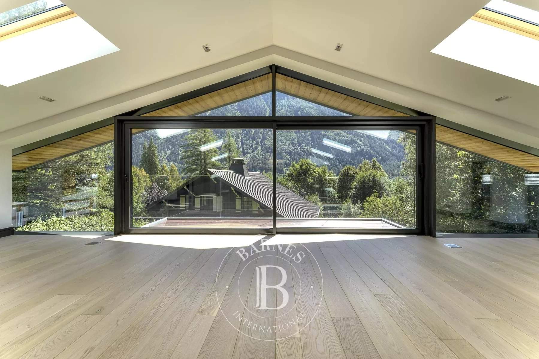 Chamonix-Mont-Blanc  - Chalet 8 Bedrooms - picture 11