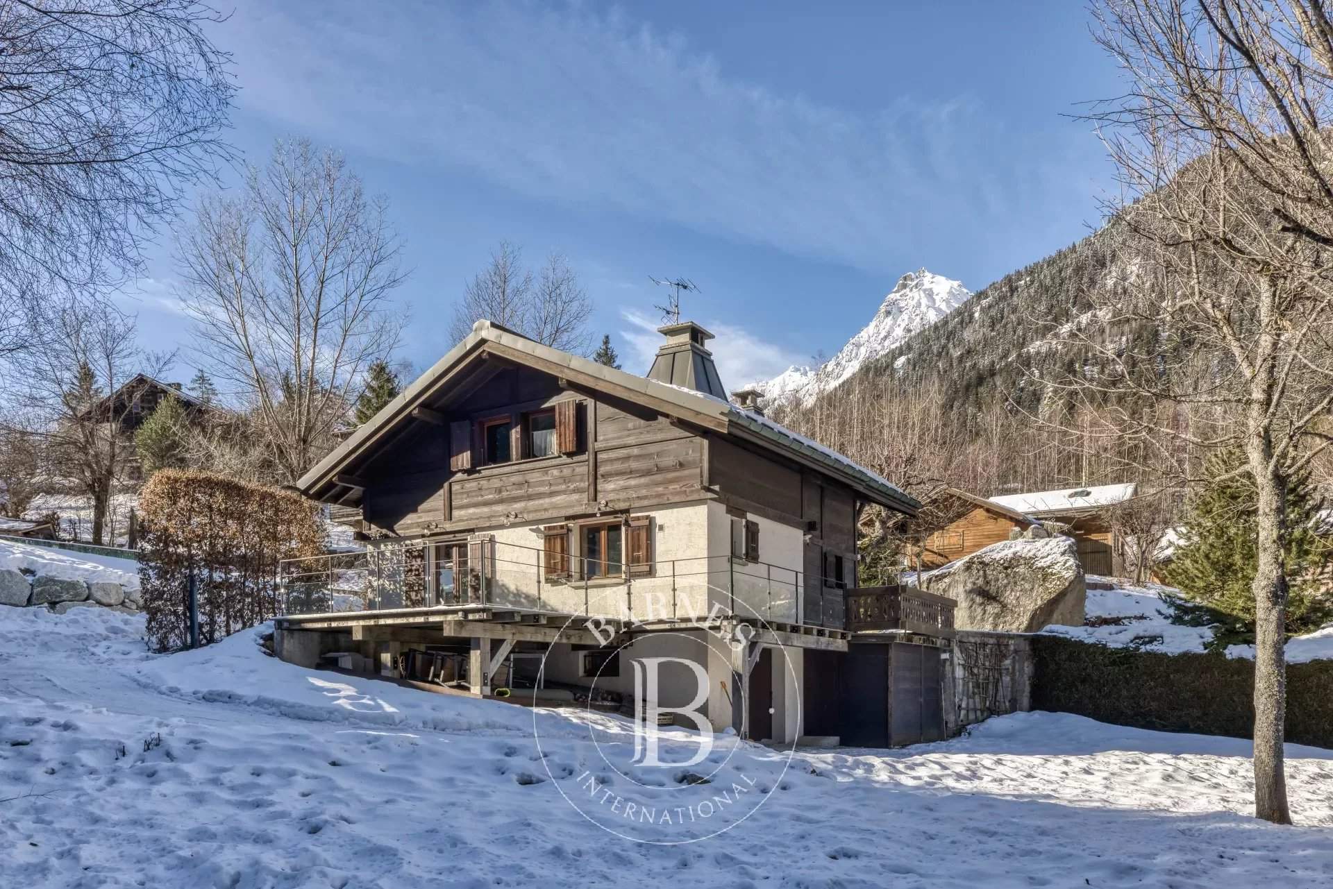 Chamonix-Mont-Blanc  - Chalet 4 Bedrooms - picture 3