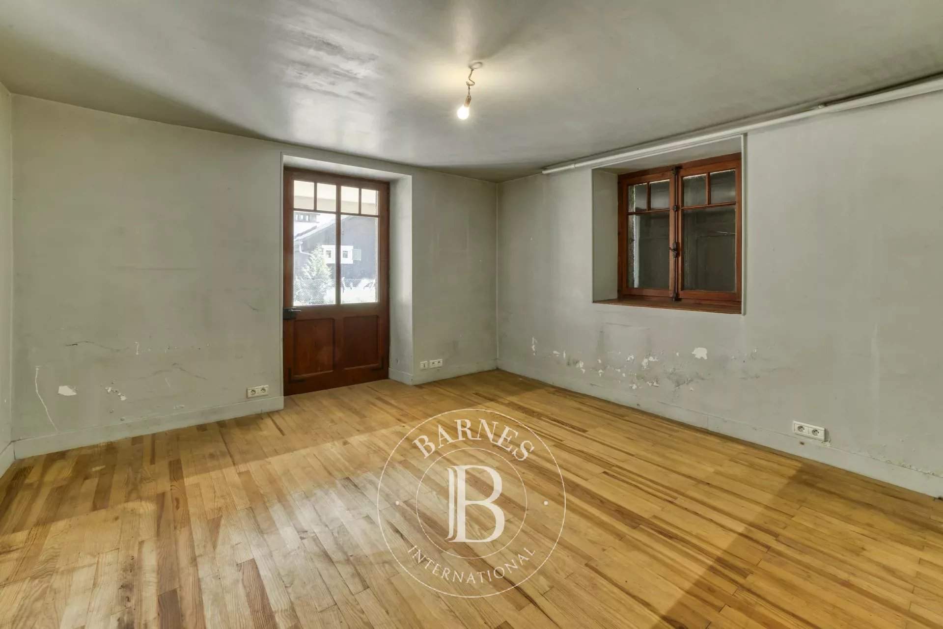 Chamonix-Mont-Blanc  - House 4 Bedrooms - picture 20