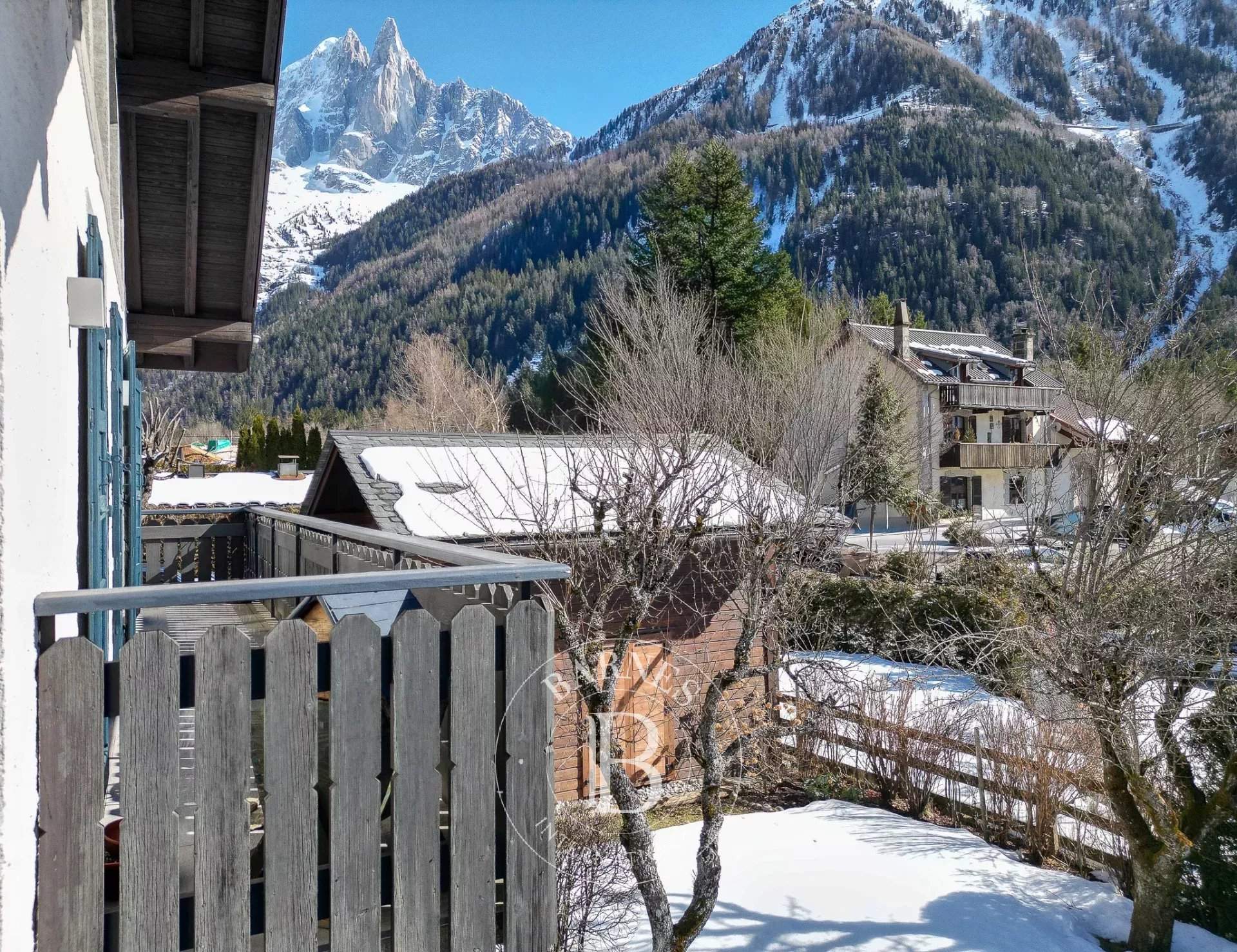 Chamonix-Mont-Blanc  - Maison de village 8 Pi&egrave;ces 5 Chambres - picture 5