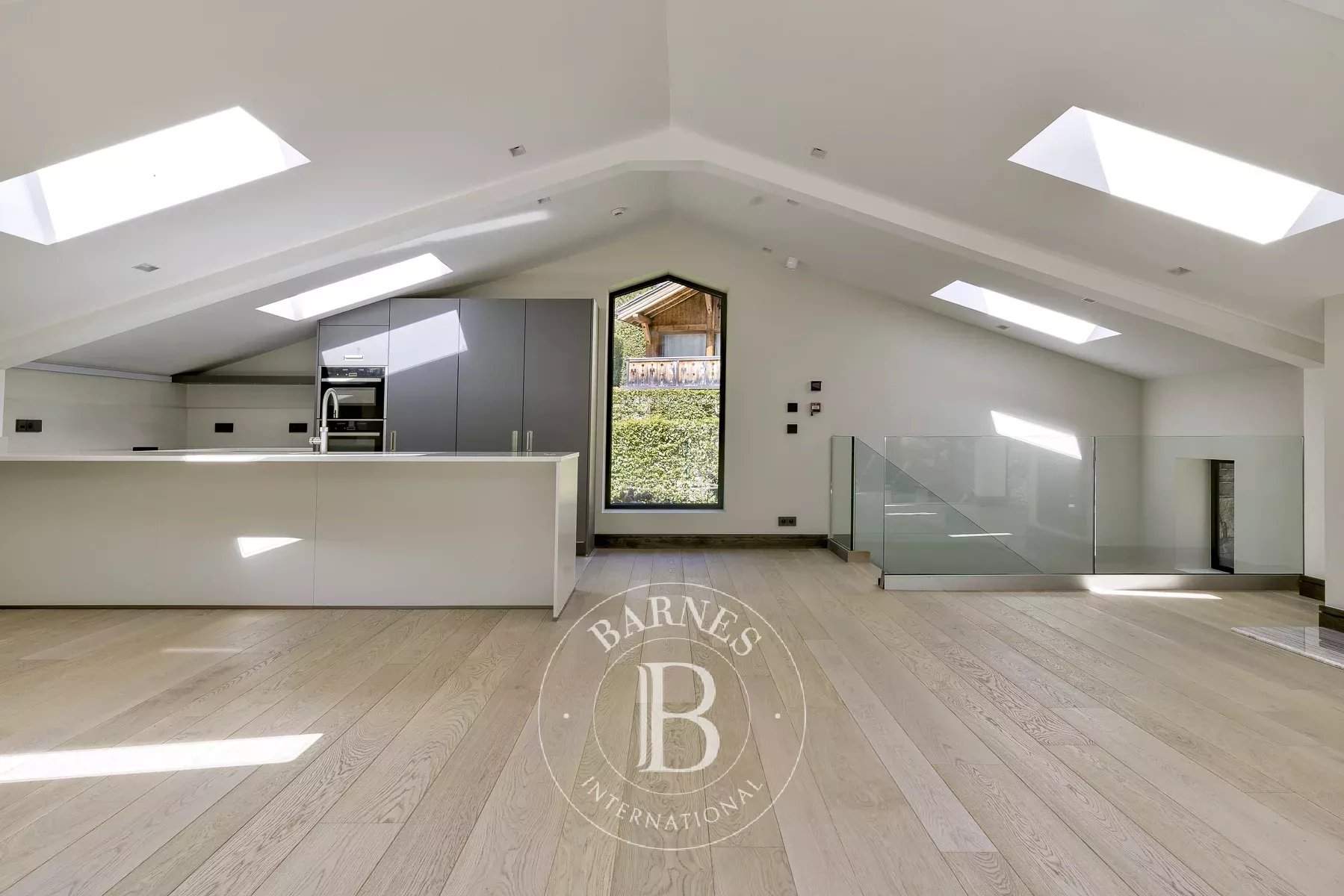 Chamonix-Mont-Blanc  - Chalet 8 Bedrooms - picture 14