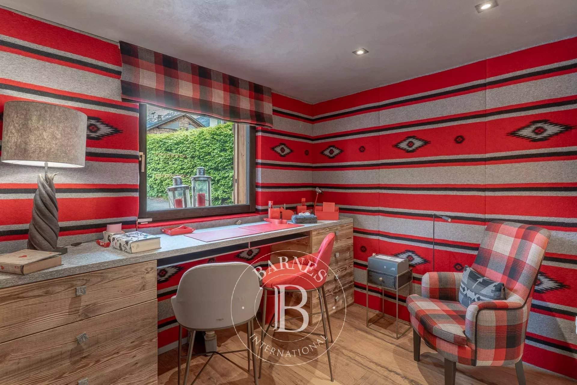 Chamonix-Mont-Blanc  - Chalet 4 Bedrooms - picture 17