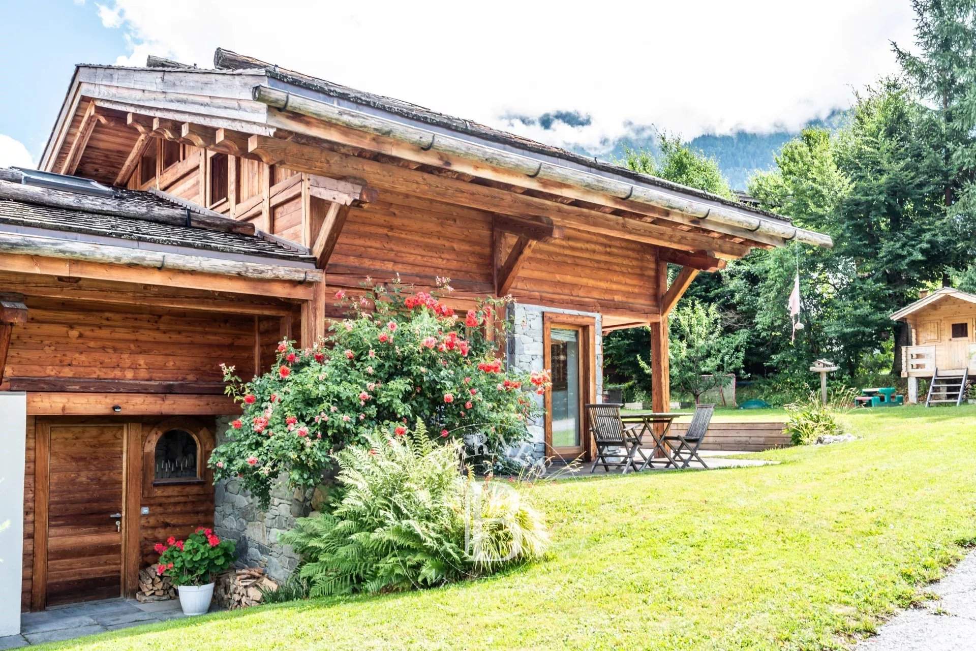 Chamonix-Mont-Blanc  - Chalet 4 Bedrooms - picture 10