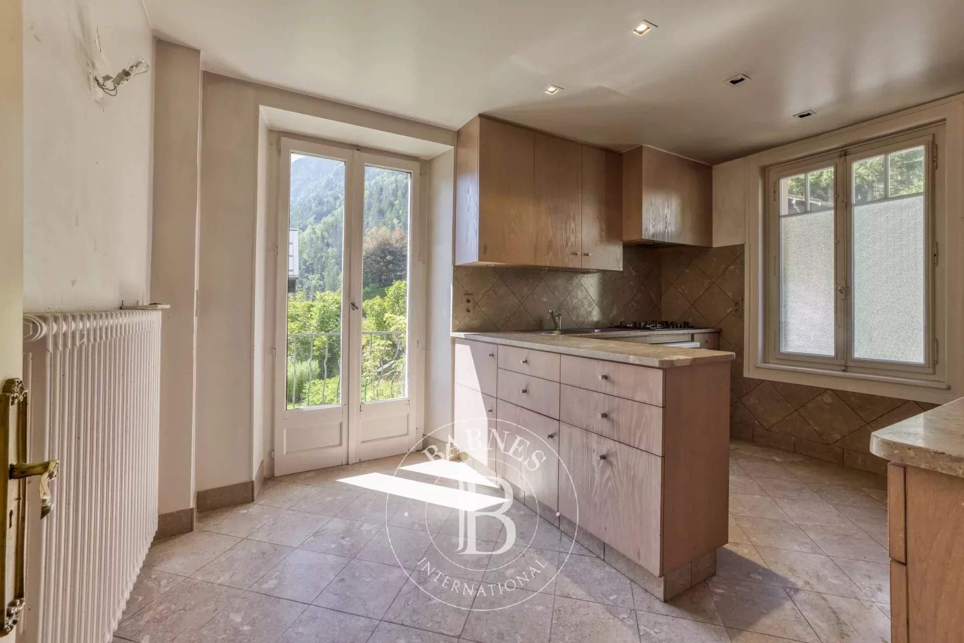 Chamonix-Mont-Blanc  - House 4 Bedrooms - picture 9