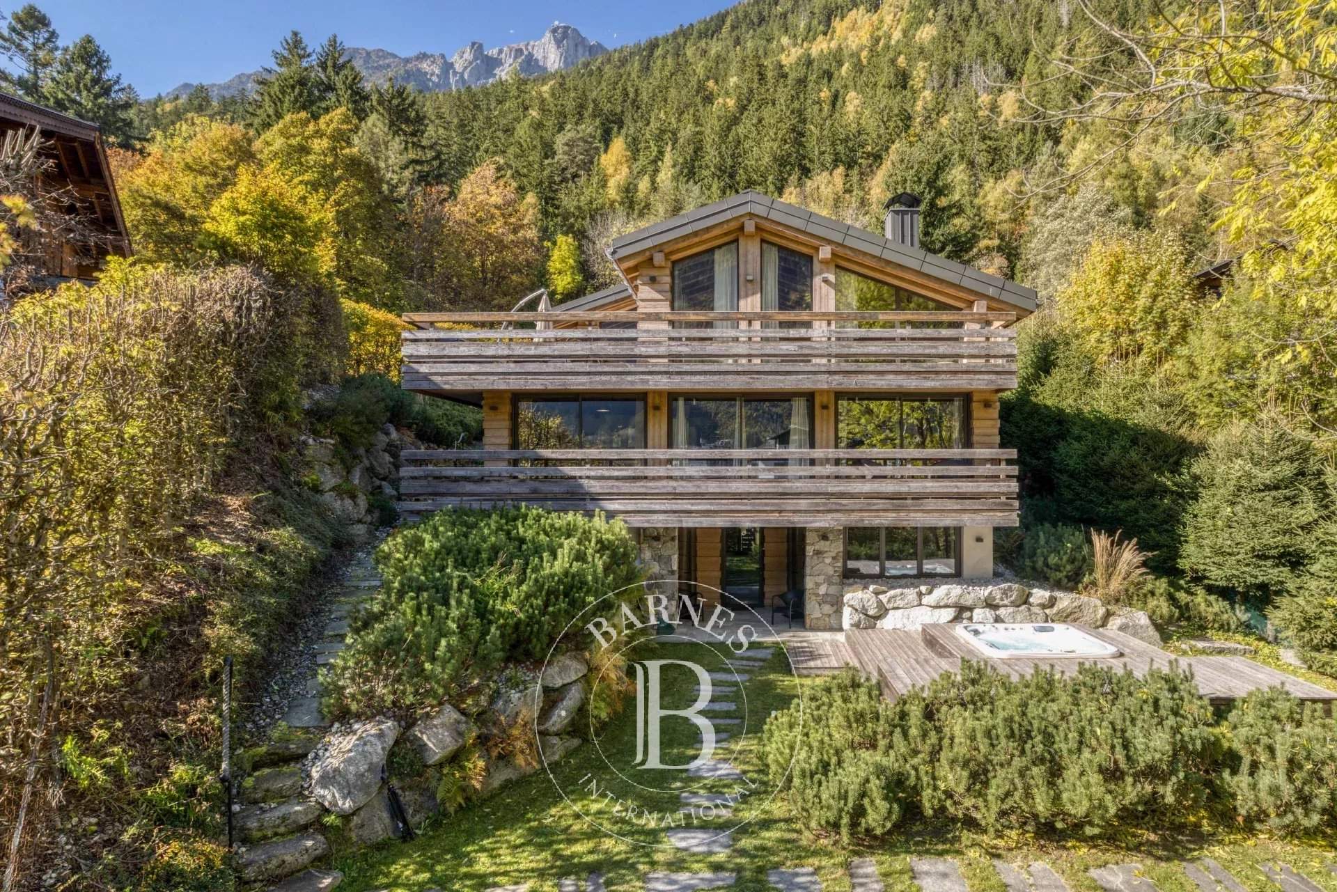 Chamonix-Mont-Blanc  - Chalet 7 Bedrooms - picture 2