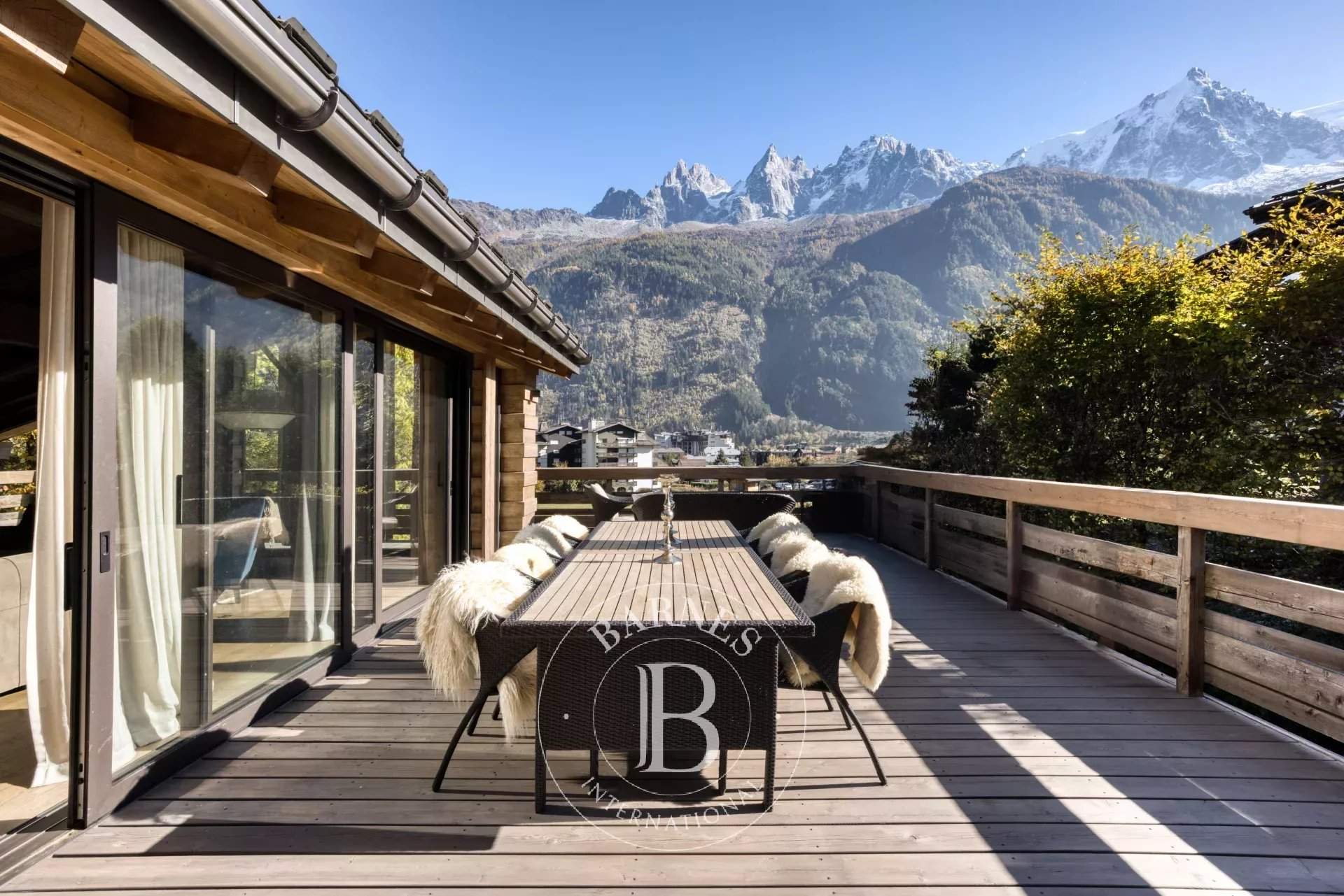 Chamonix-Mont-Blanc  - Chalet 7 Bedrooms - picture 12