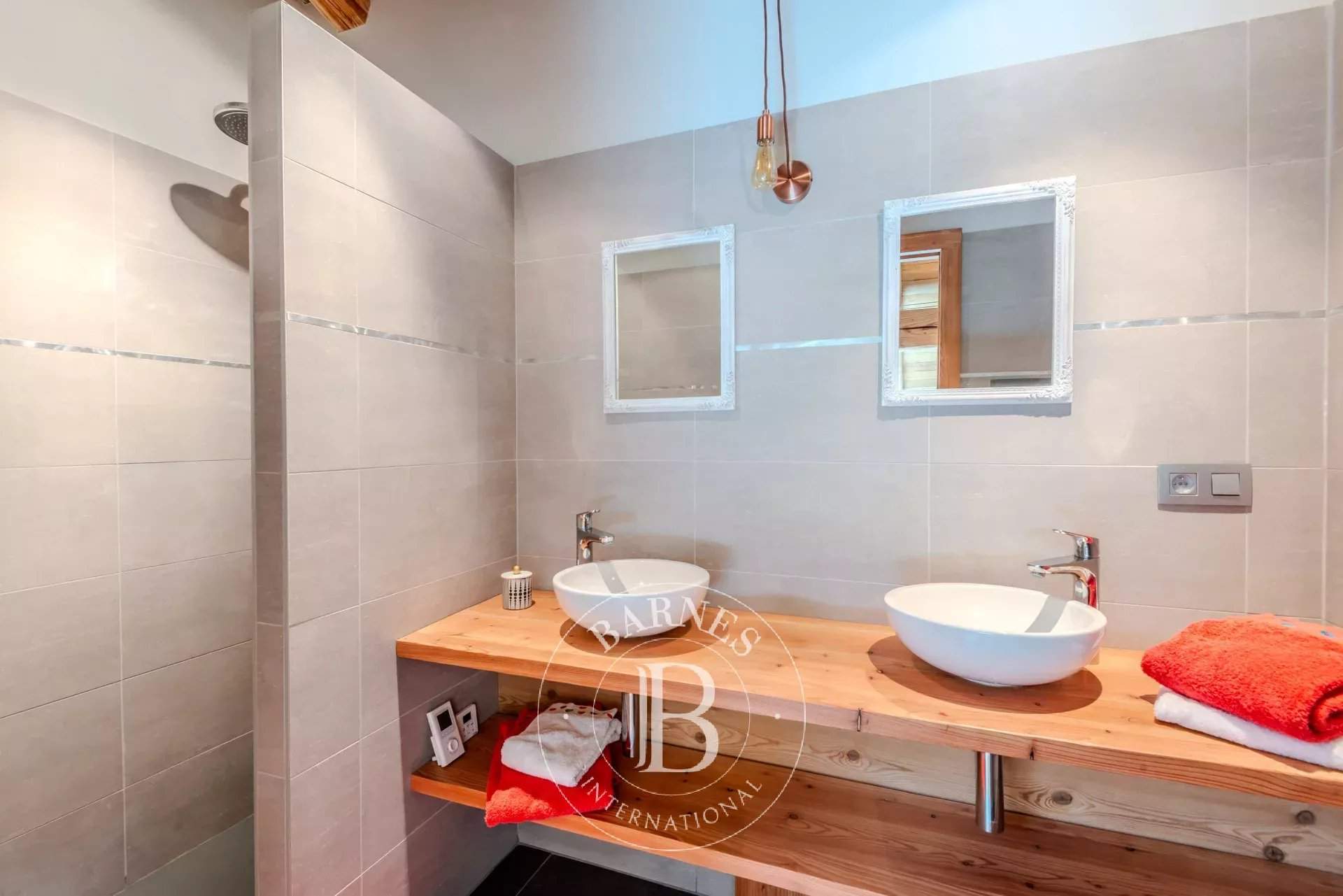 Chamonix-Mont-Blanc  - Chalet 4 Bedrooms - picture 19